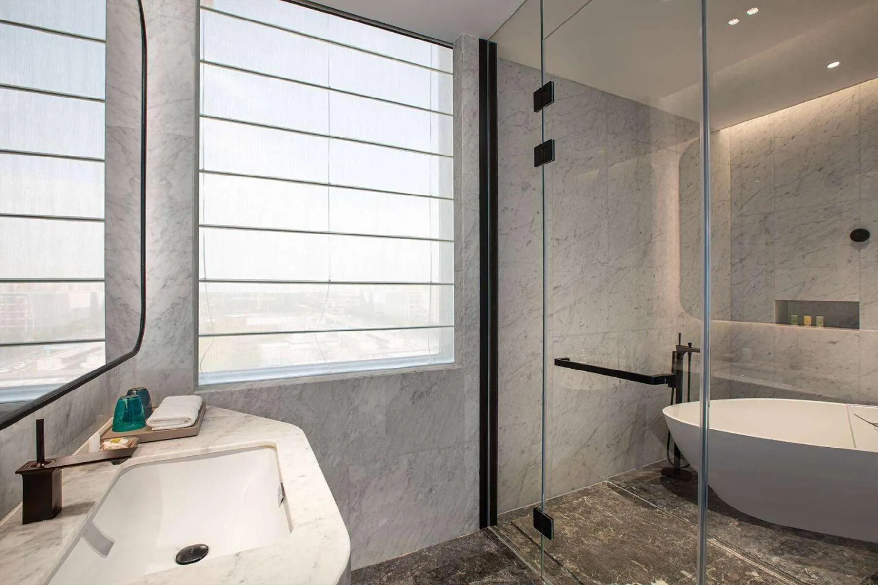 Photo of the whole room in Wyndham Garden Nanjing Airport