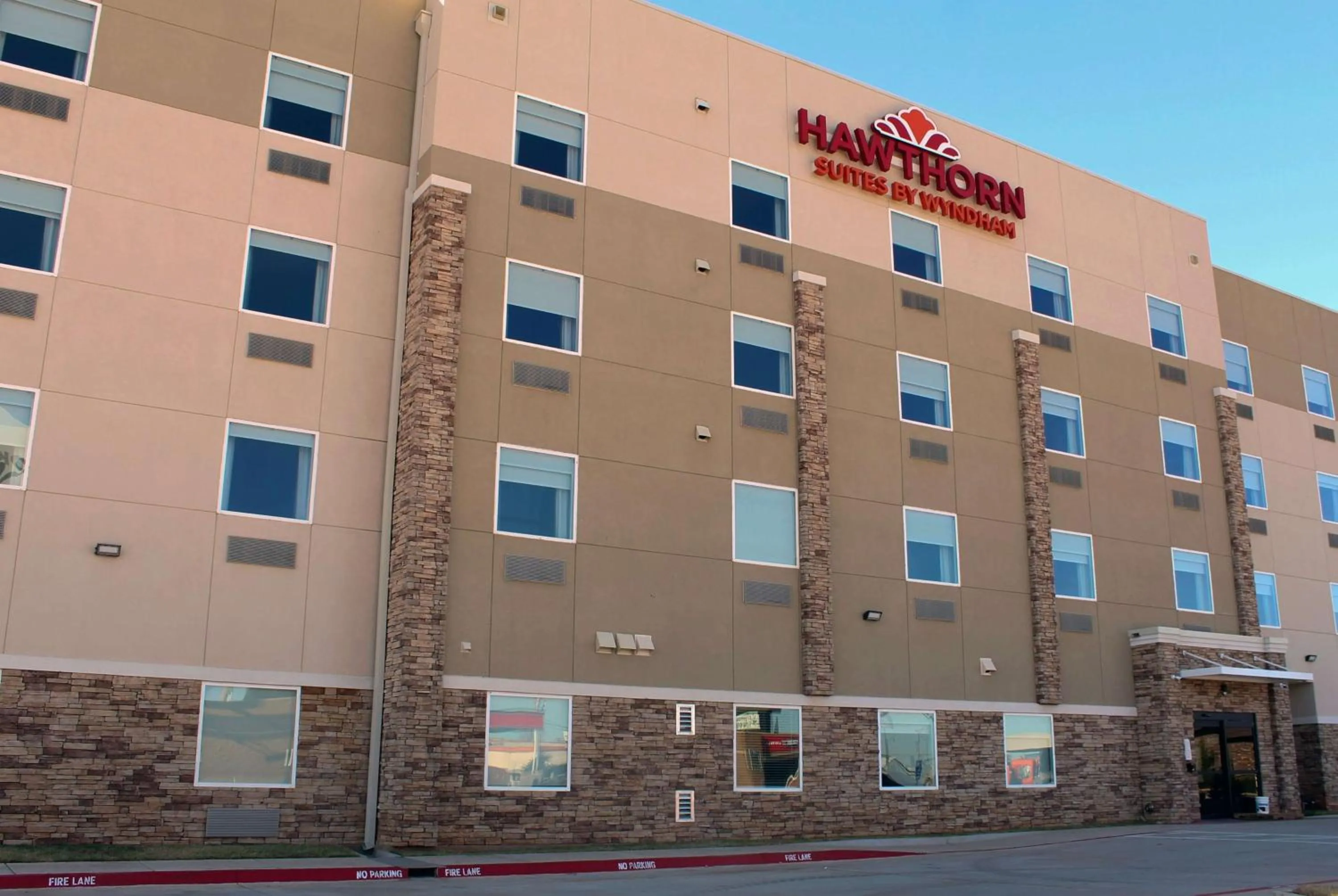 Property building in Hawthorn Extended Stay by Wyndham Oklahoma City Airport