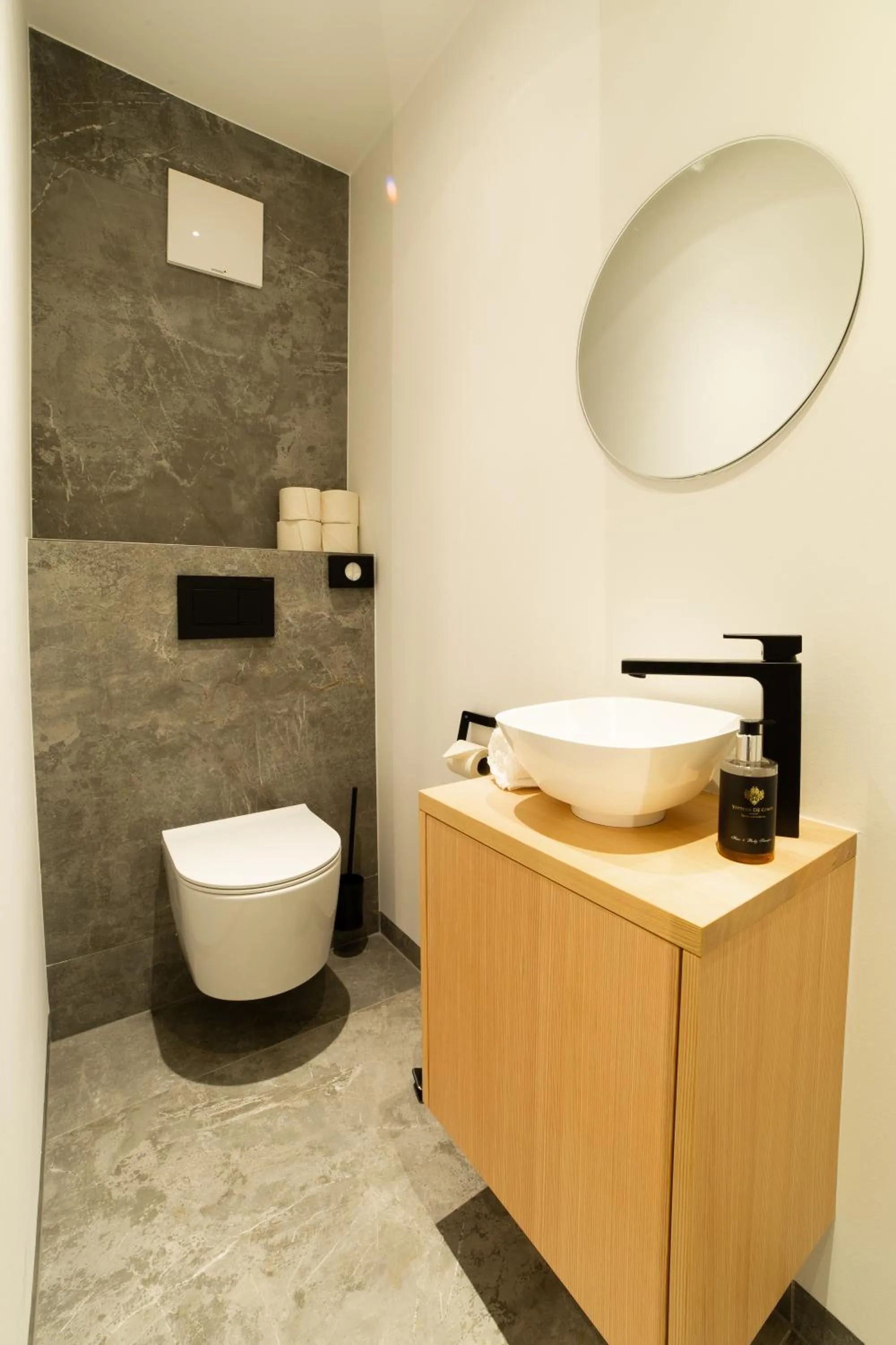 Toilet in Hotel Alpenblick