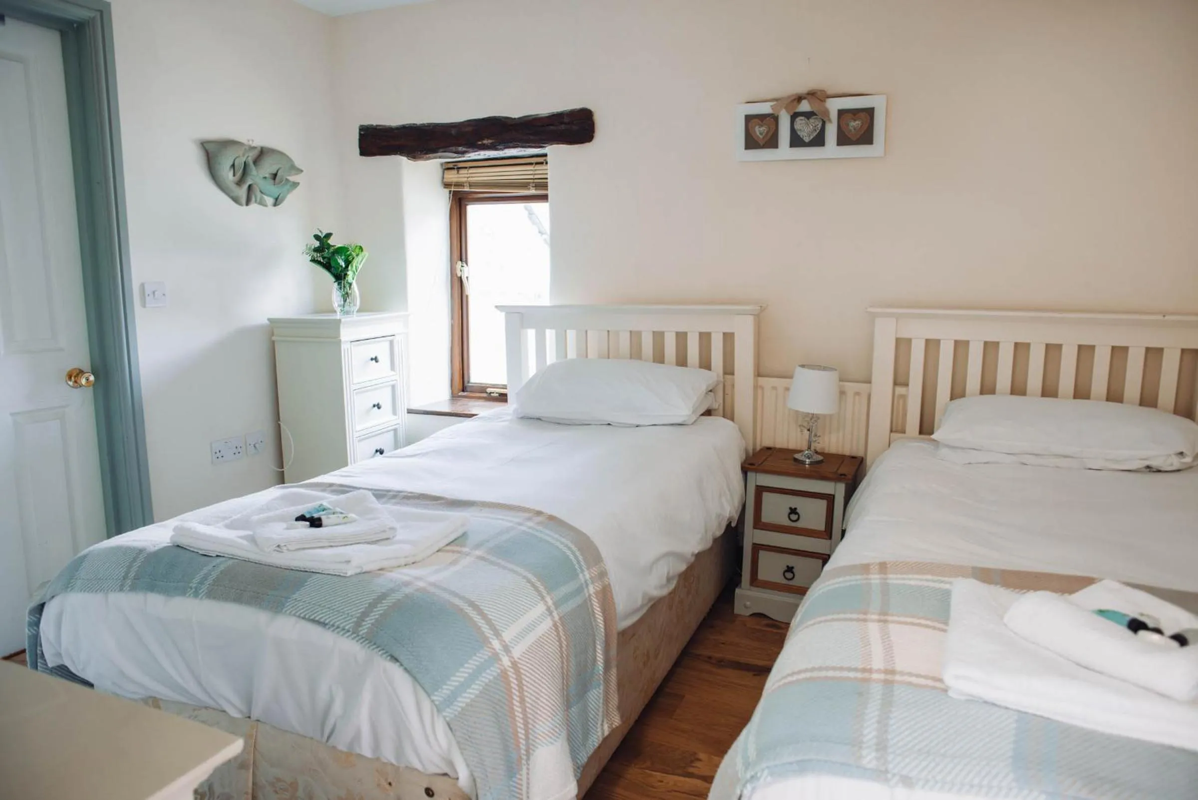 Standard Twin Room in The Horse and Jockey