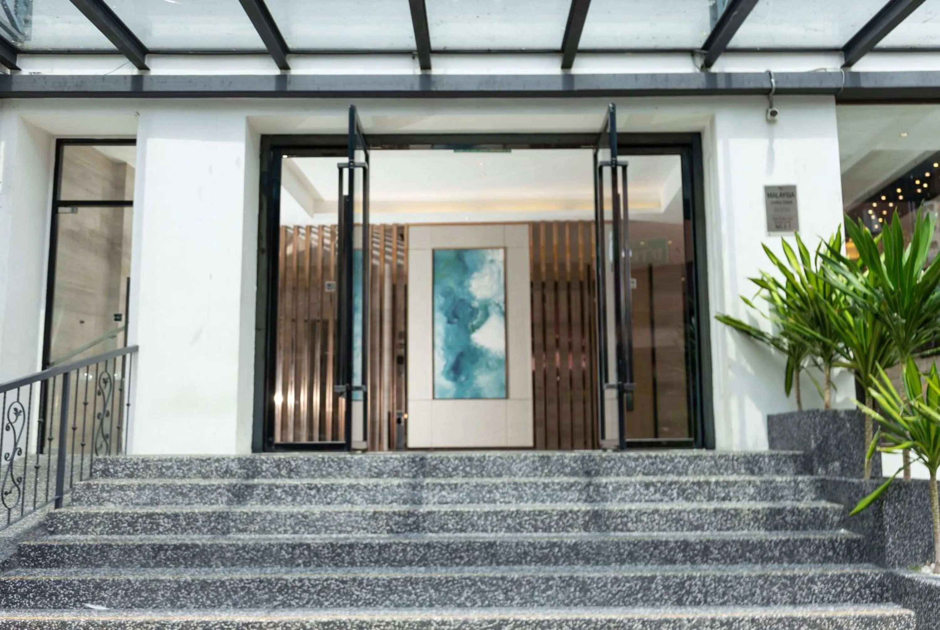 Property building in Ramada Encore by Wyndham Chinatown Kuala Lumpur