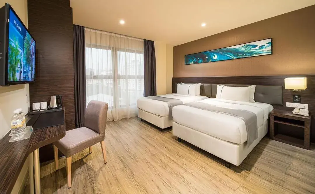 Photo of the whole room, Bed in Ramada Encore by Wyndham Chinatown Kuala Lumpur Photo of the whole room, Bed in Ramada Encore by Wyndham Chinatown Kuala Lumpur