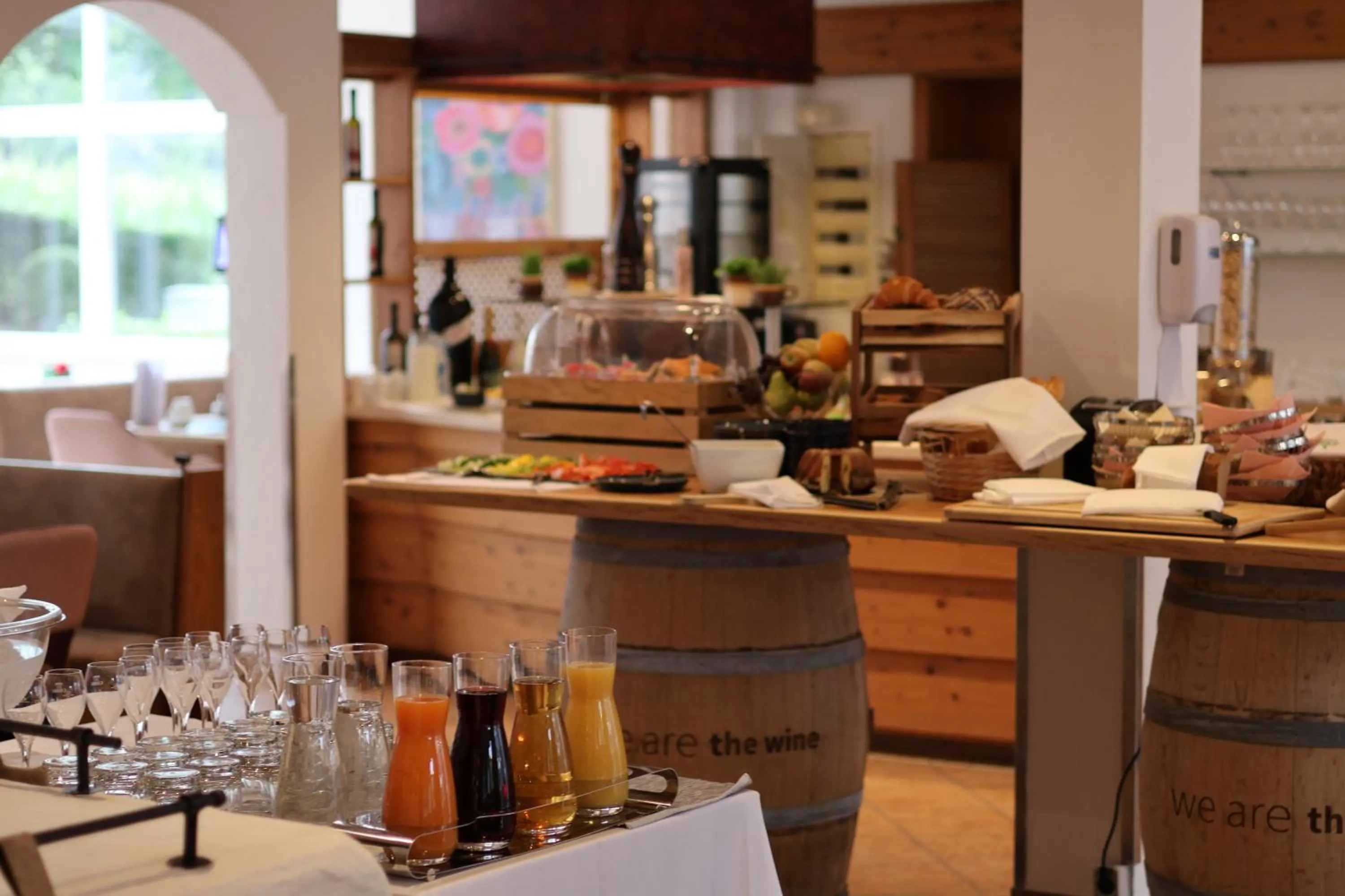 Buffet breakfast in Hotel Albizia