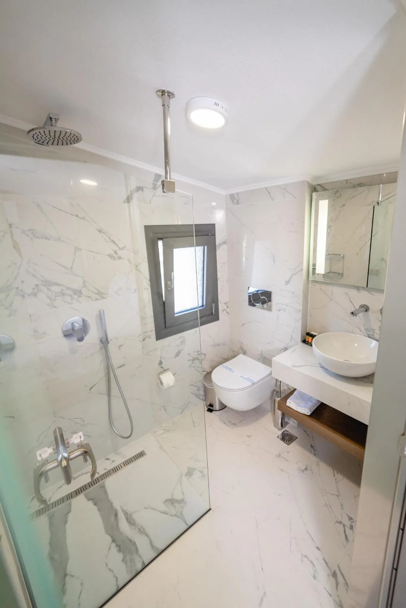 Bathroom in Terra Olivia Luxury Villas and Suites