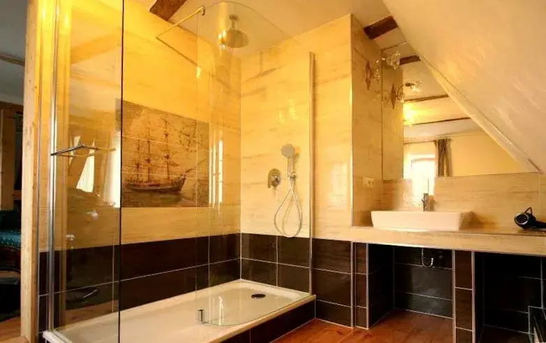 Suite in Hotel Denkmal 13 Wismar Suite in Hotel Denkmal 13 Wismar