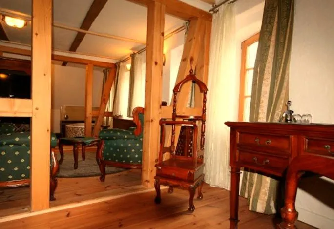 Photo of the whole room in Hotel Denkmal 13 Wismar