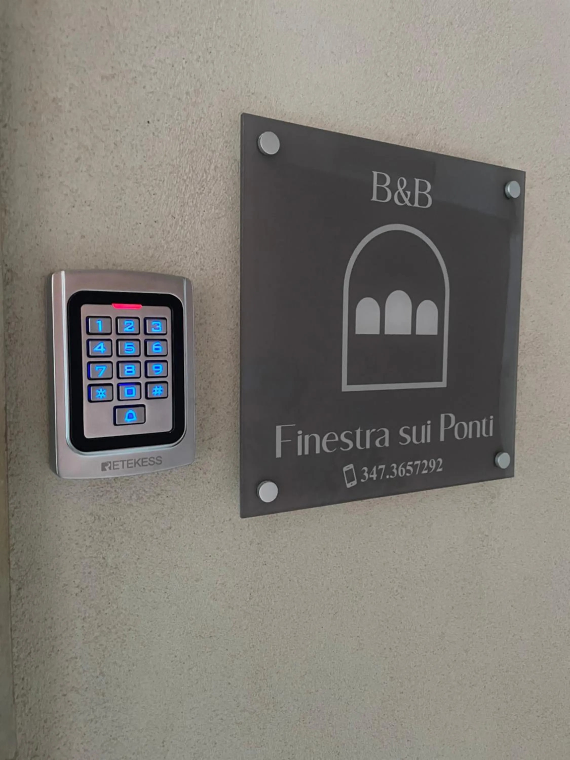 Property building in Finestra sui Ponti