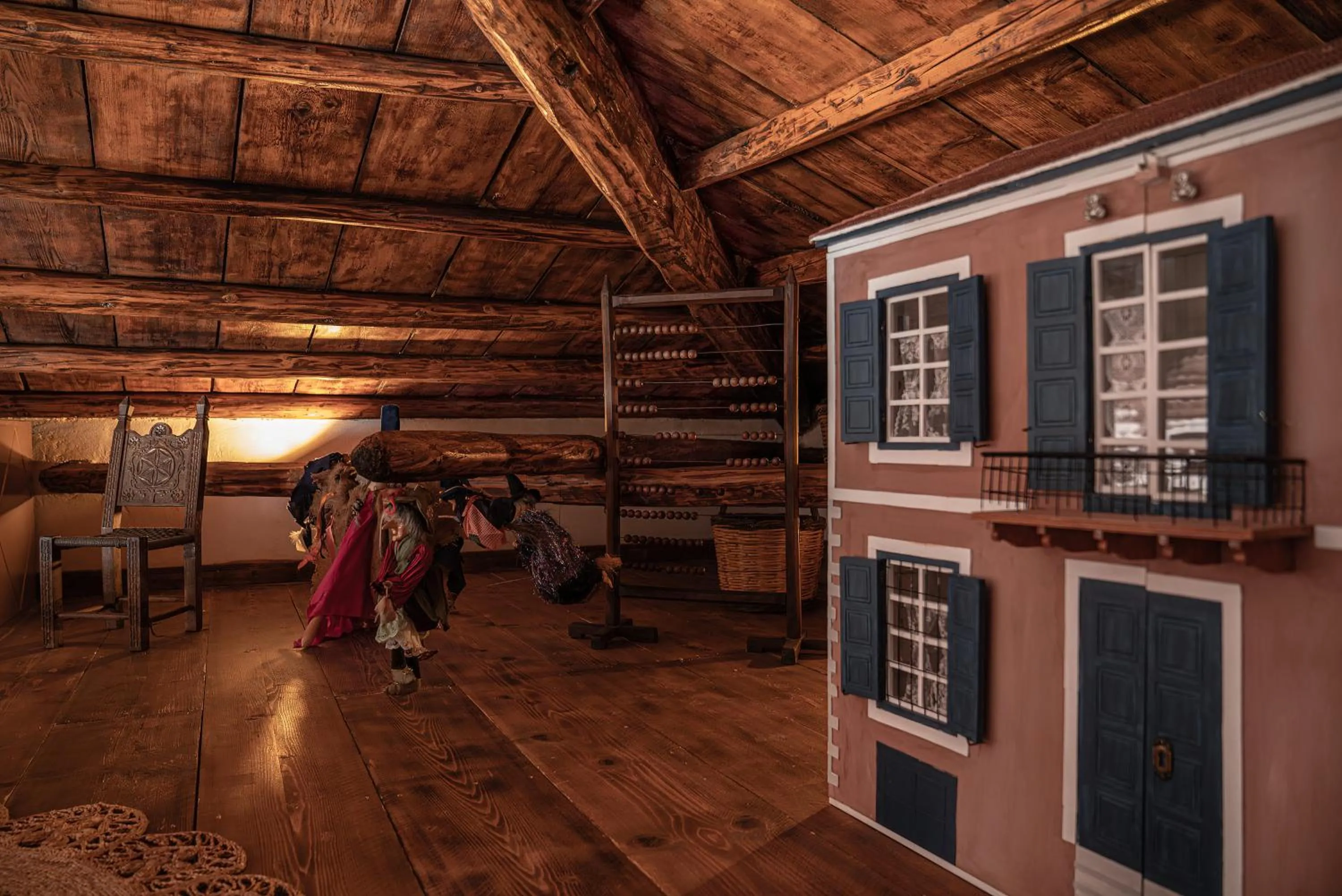 The 1813 Painter's Villa by Neuvel