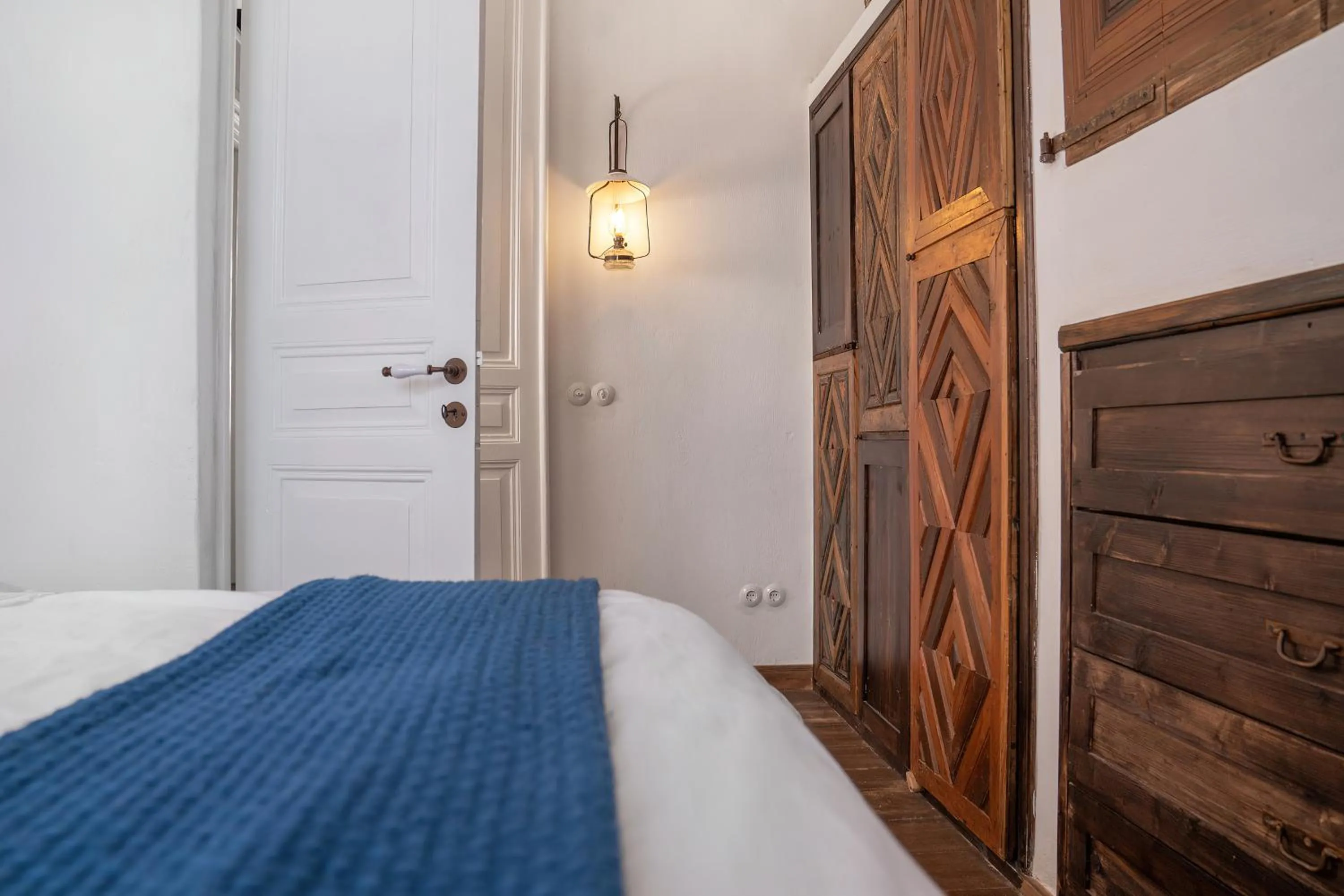 Bed in The 1813 Painter's Villa by Neuvel