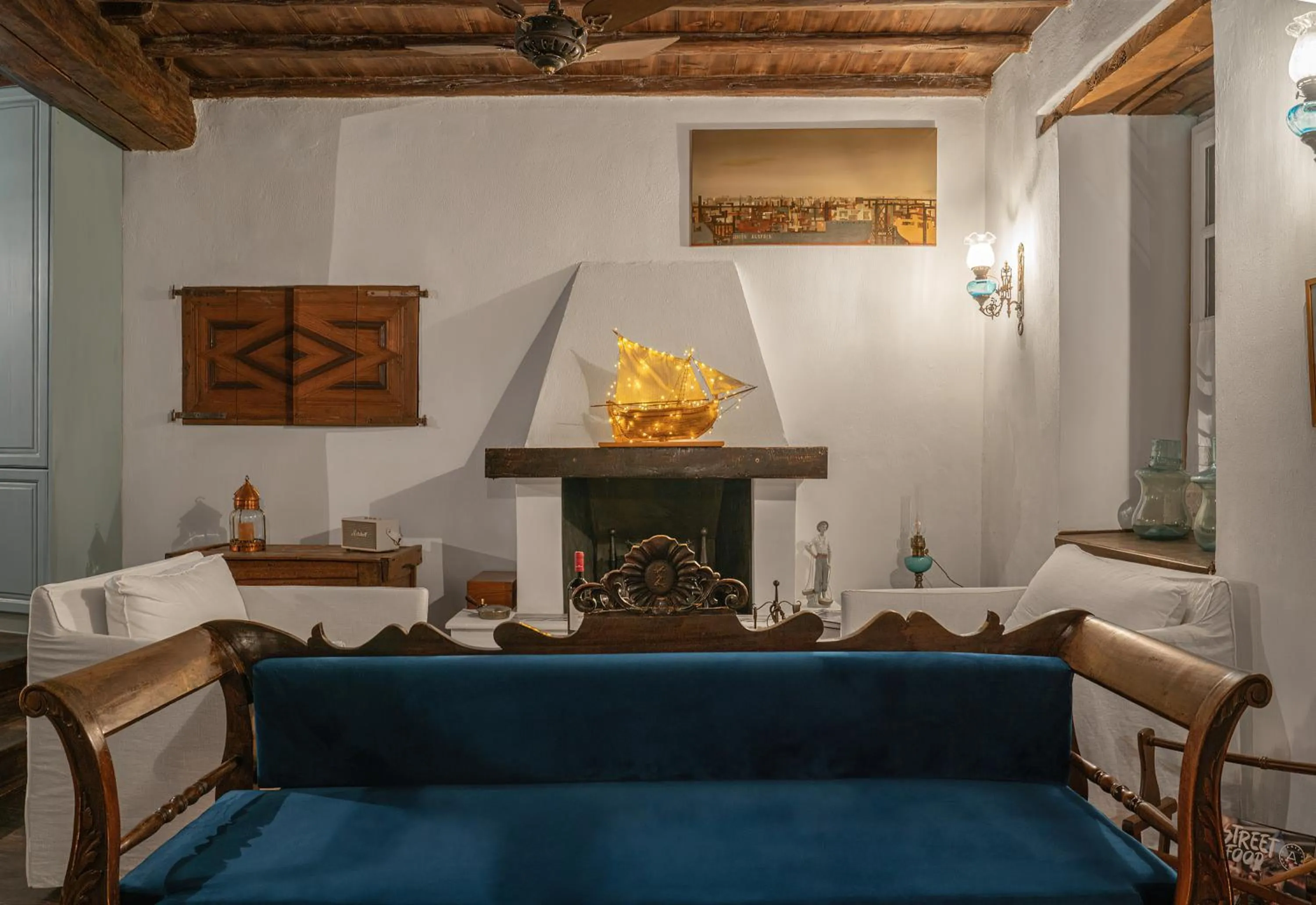 The 1813 Painter's Villa by Neuvel