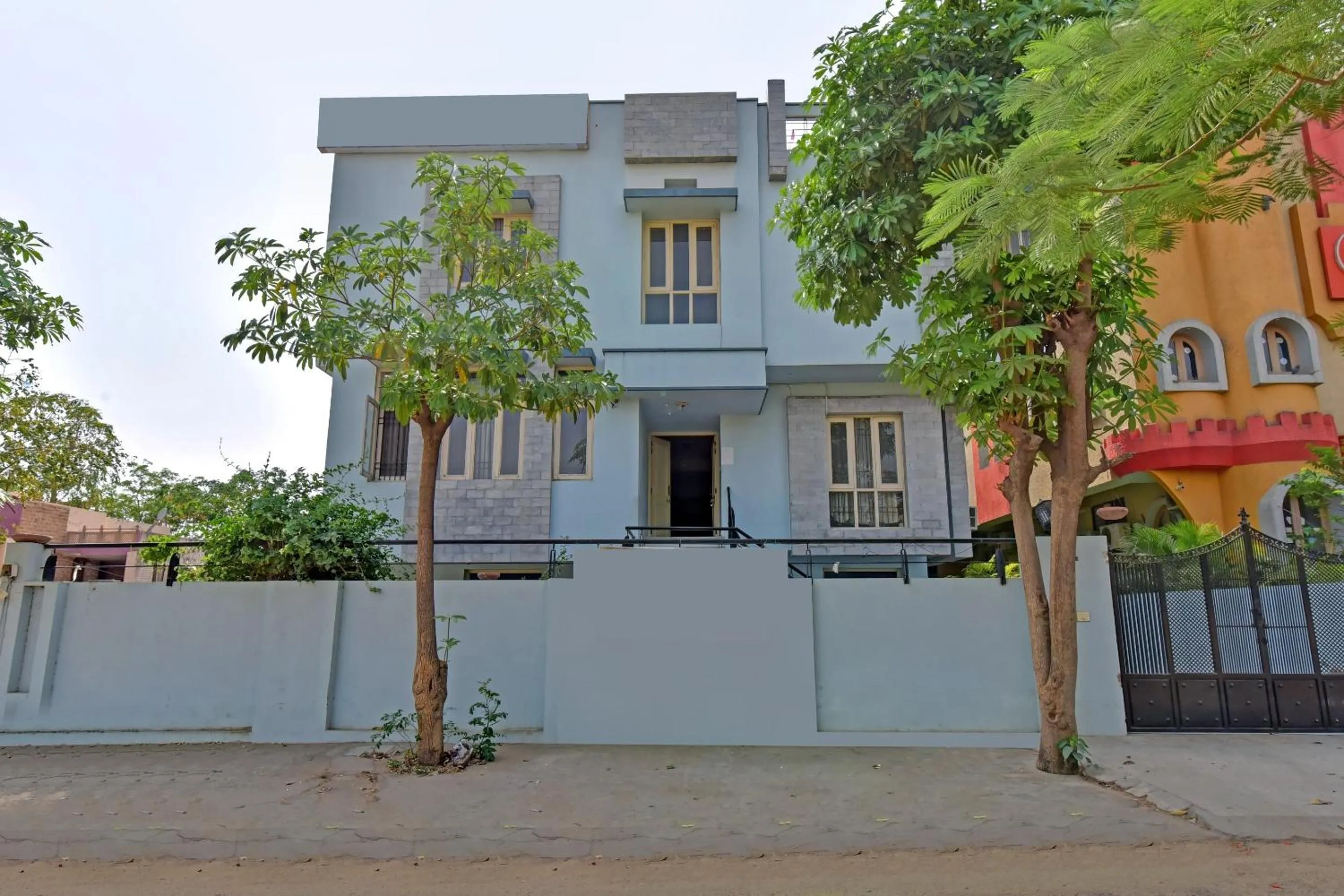 Facade/entrance in Hotel O Star Board