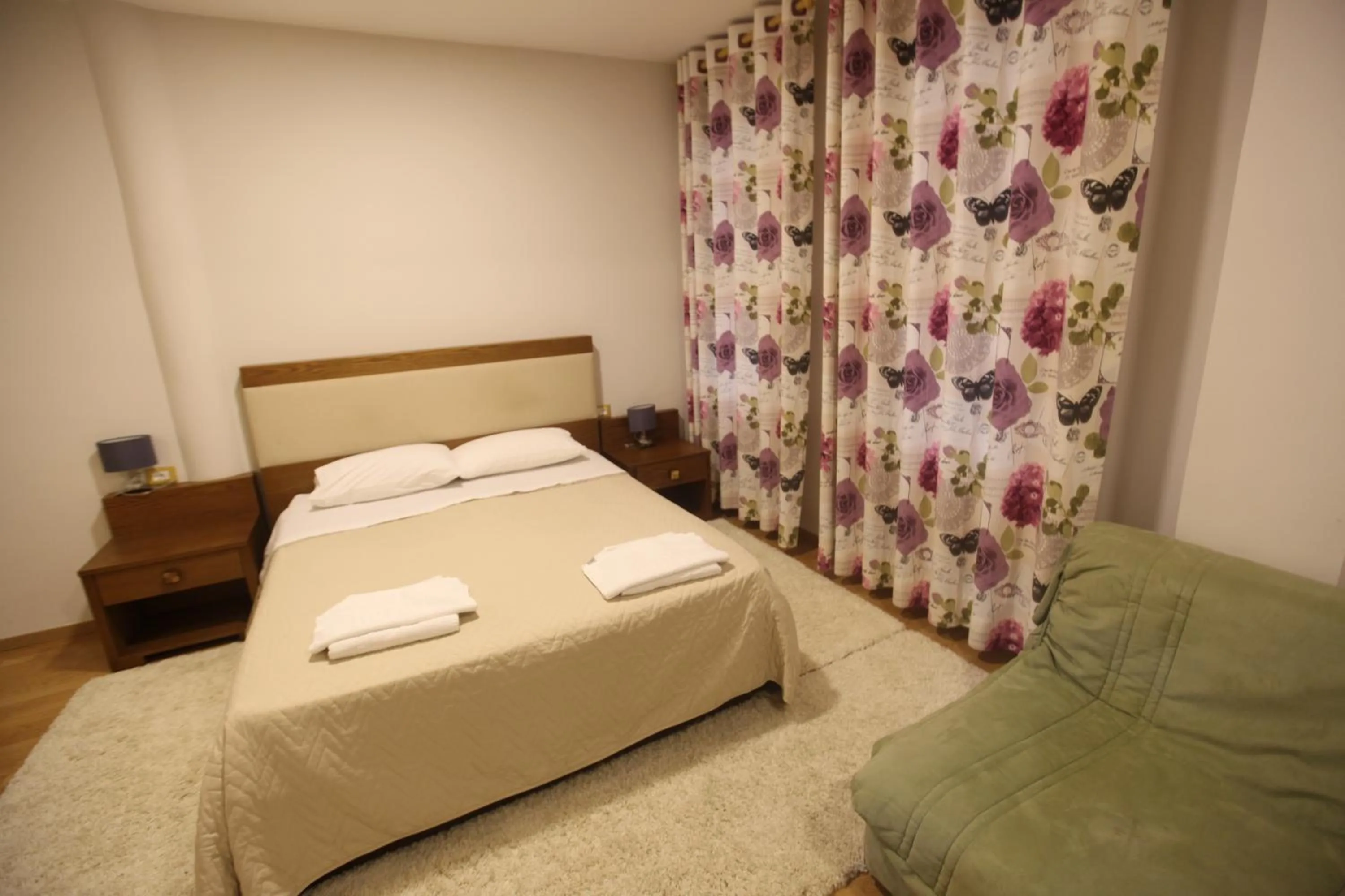 Photo of the whole room in Hotel Sofo