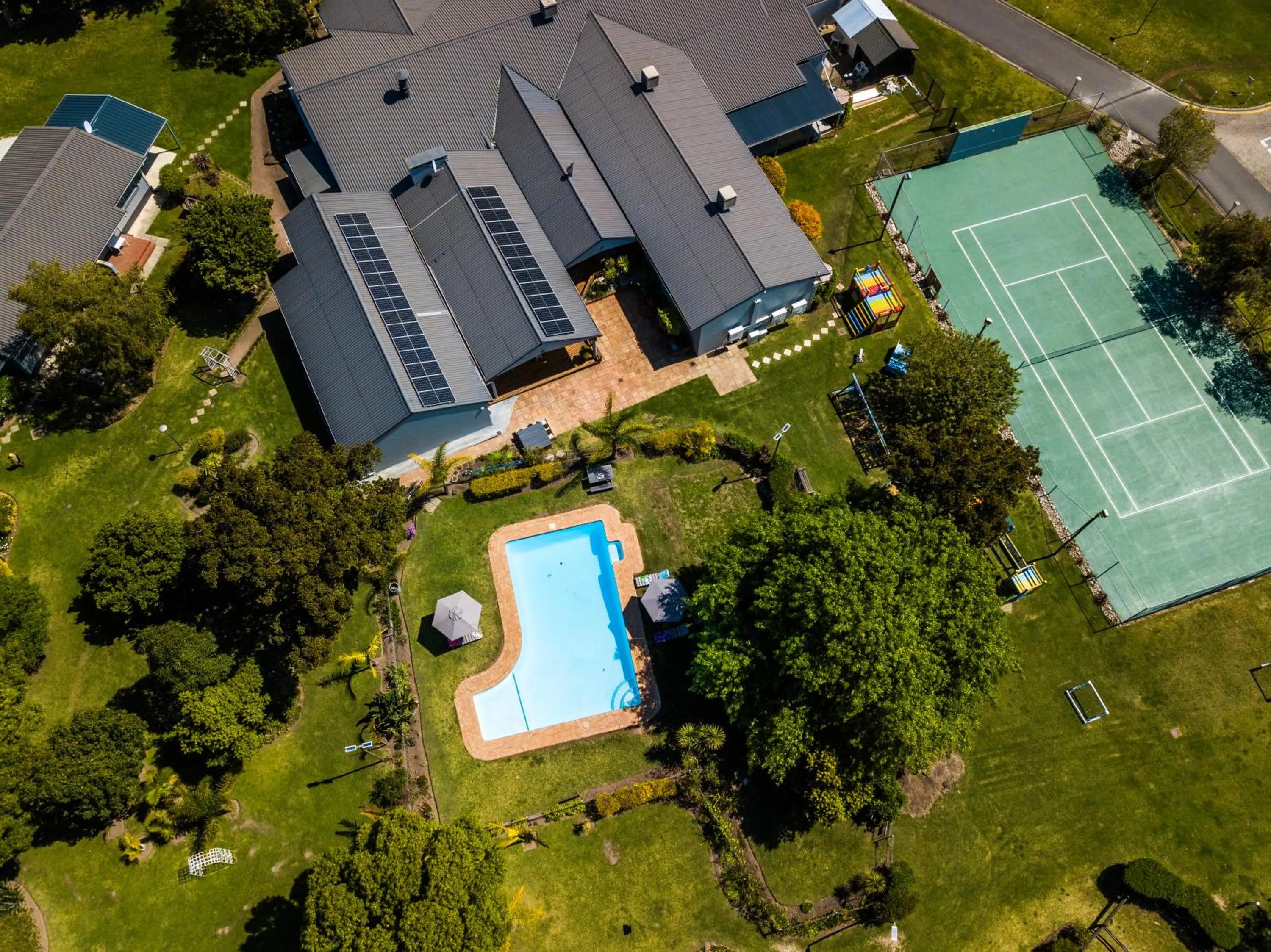 Property building in Pine Lodge George