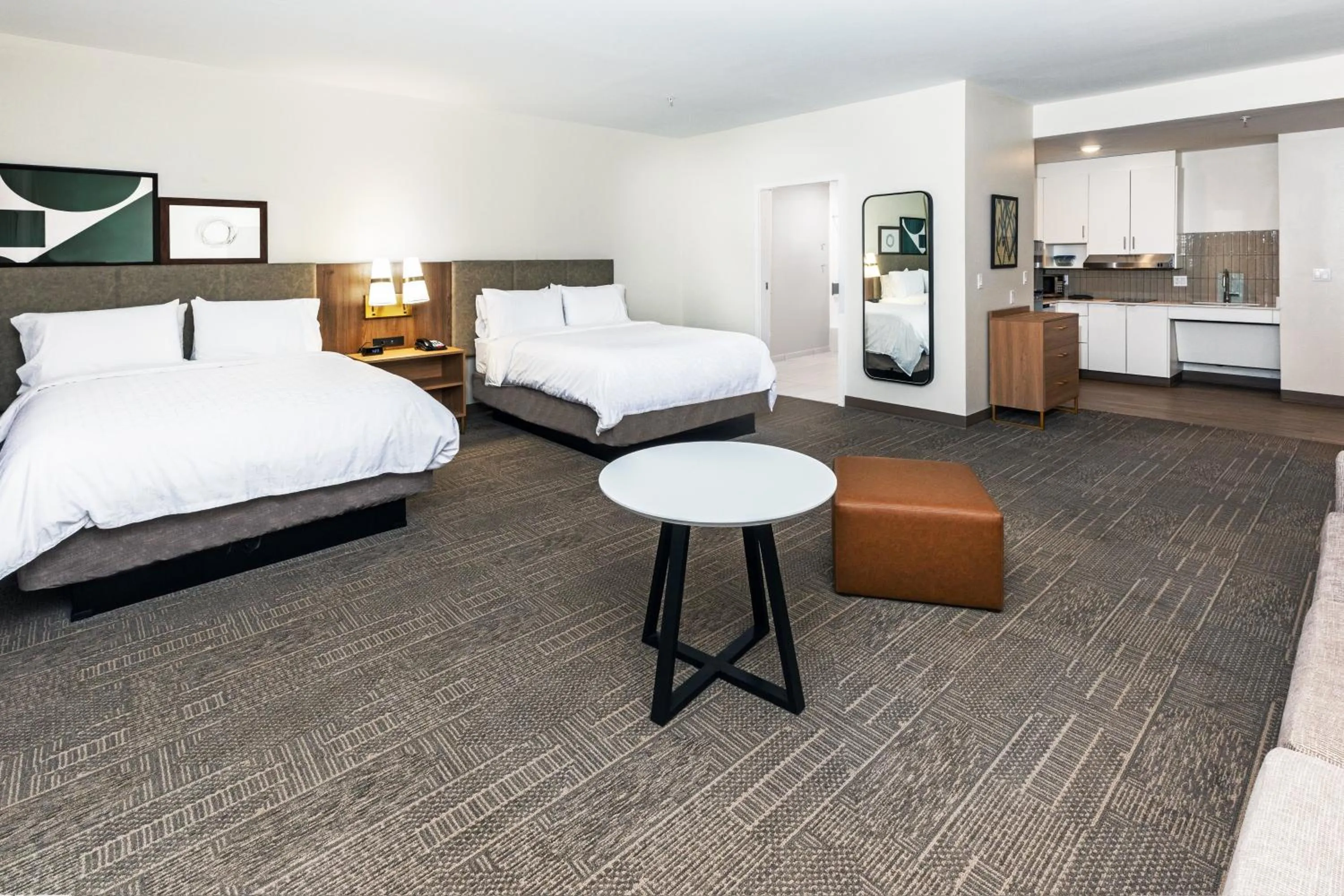 Photo of the whole room, Bed in Staybridge Suites - Portland by IHG