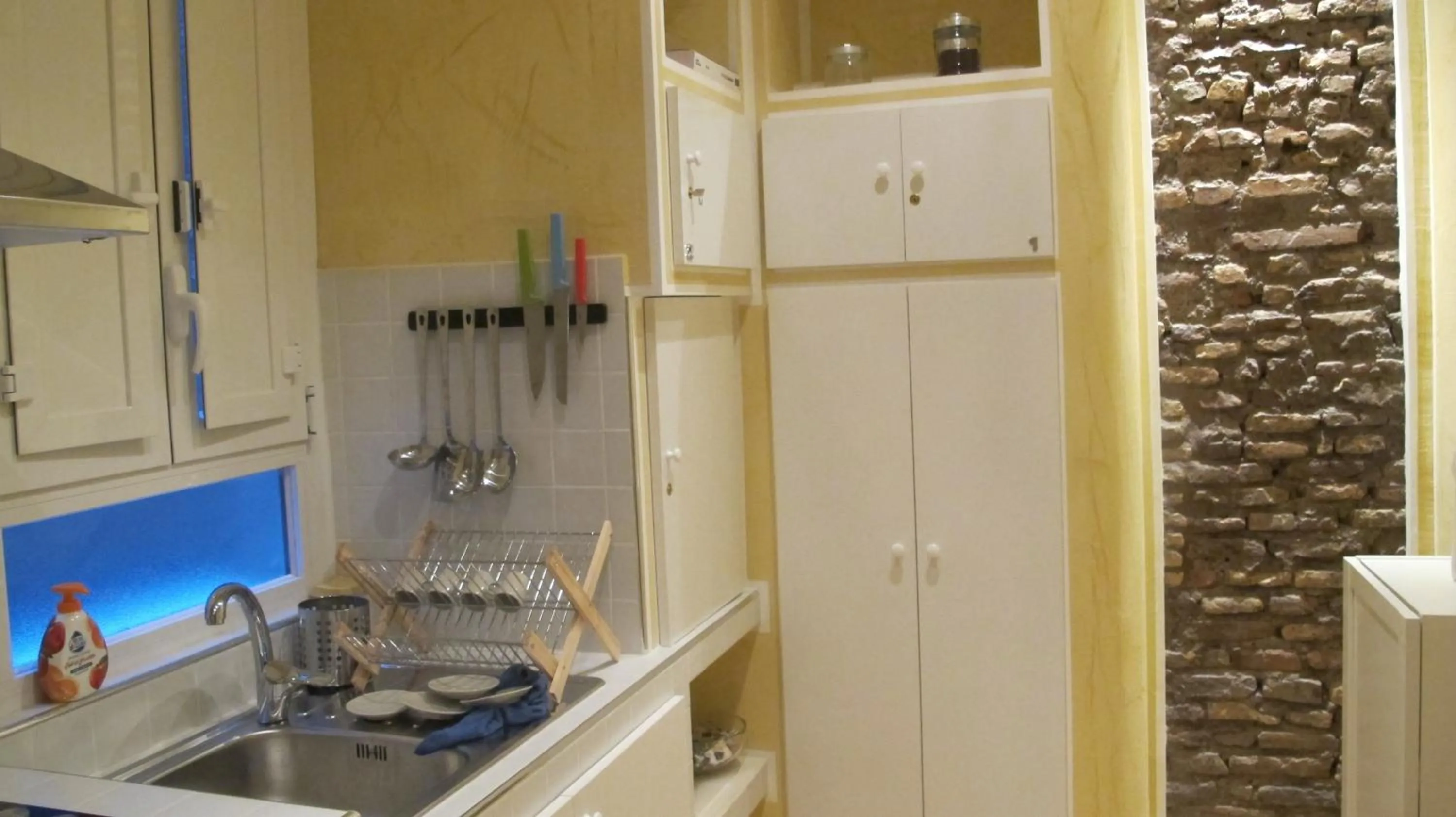 Kitchen or kitchenette in B&B In Piazza