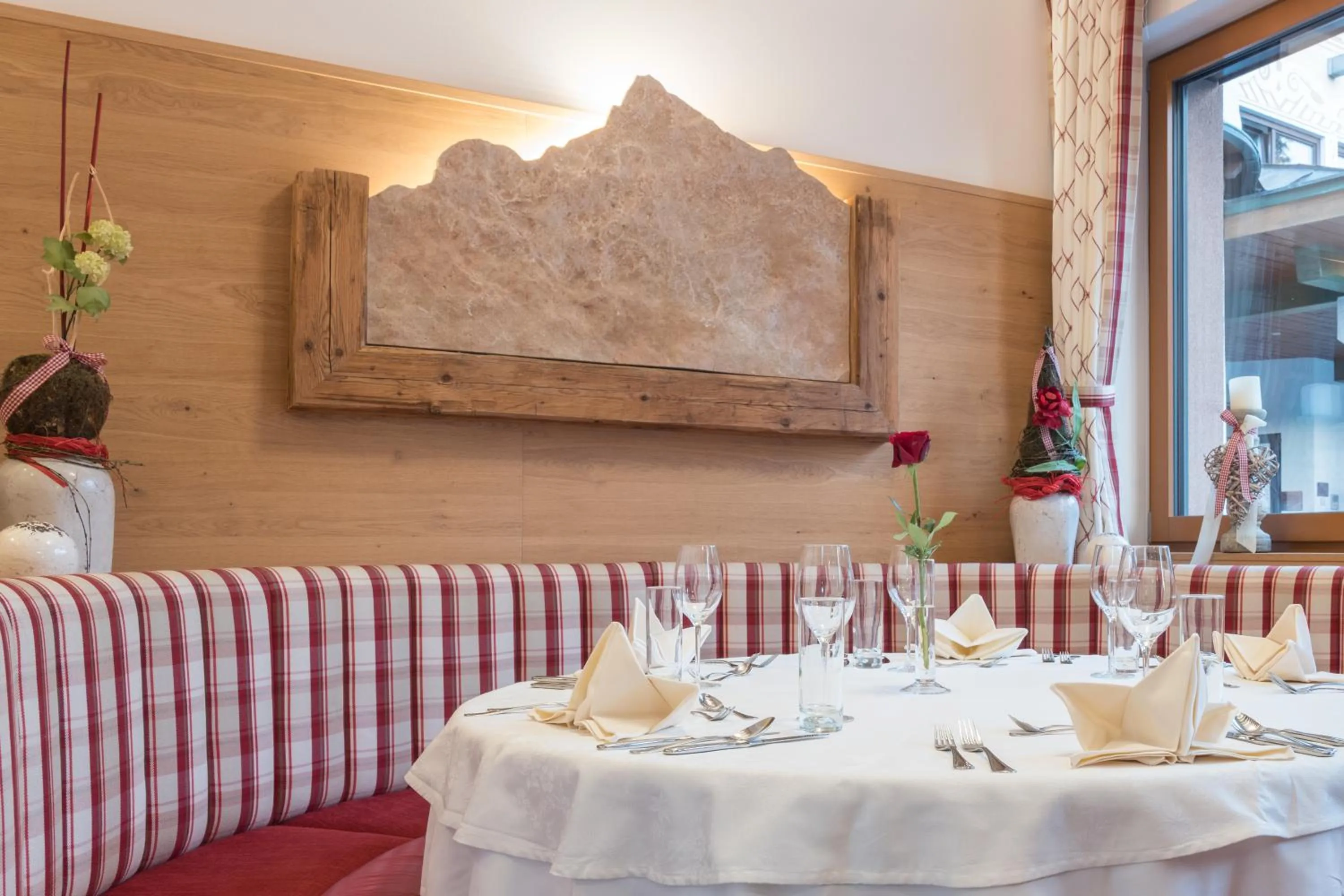 Restaurant/places to eat in Hotel Untersberg