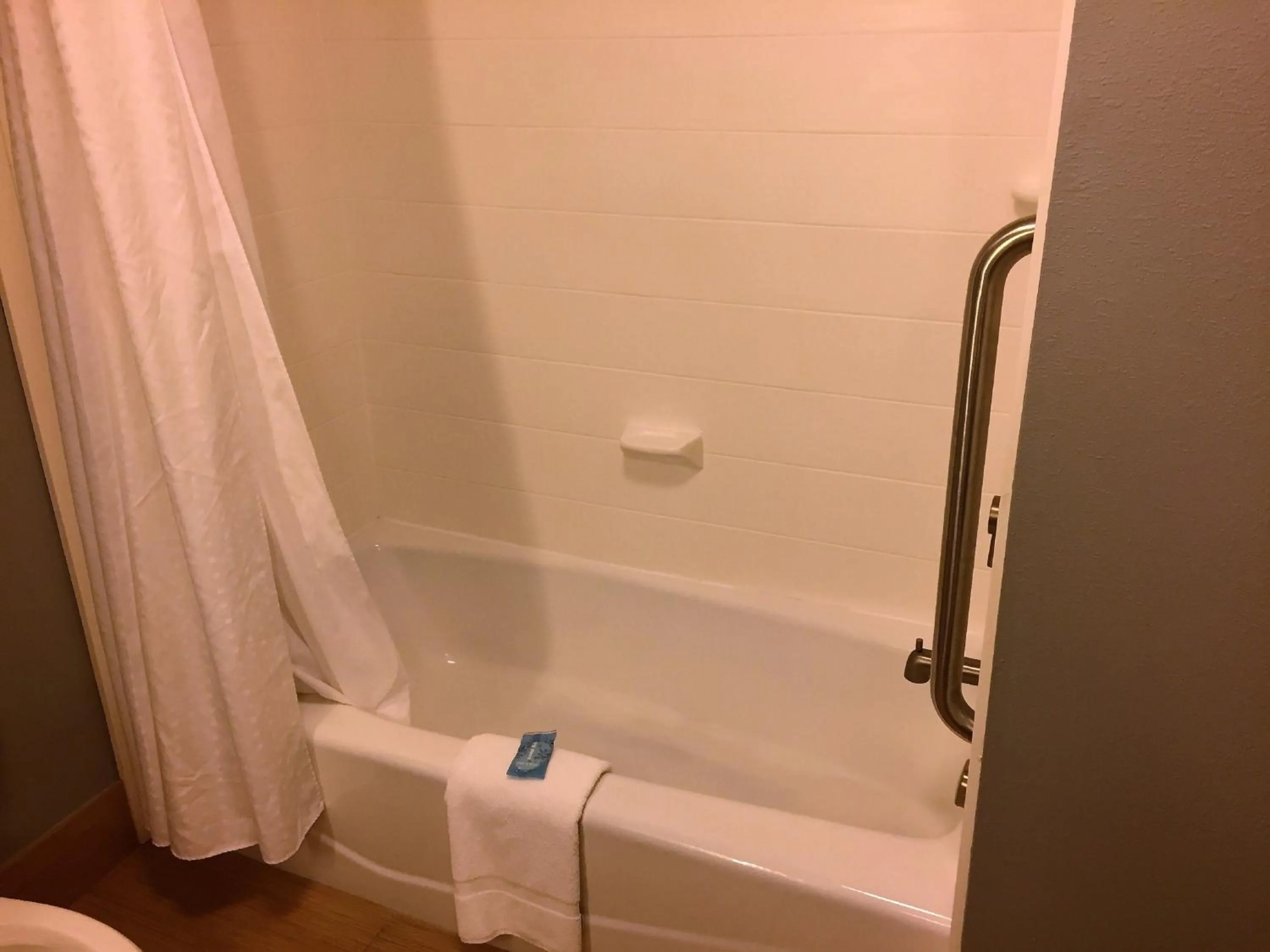 Bathroom in Holiday Inn Express & Suites Perry-National Fairground Area by IHG
