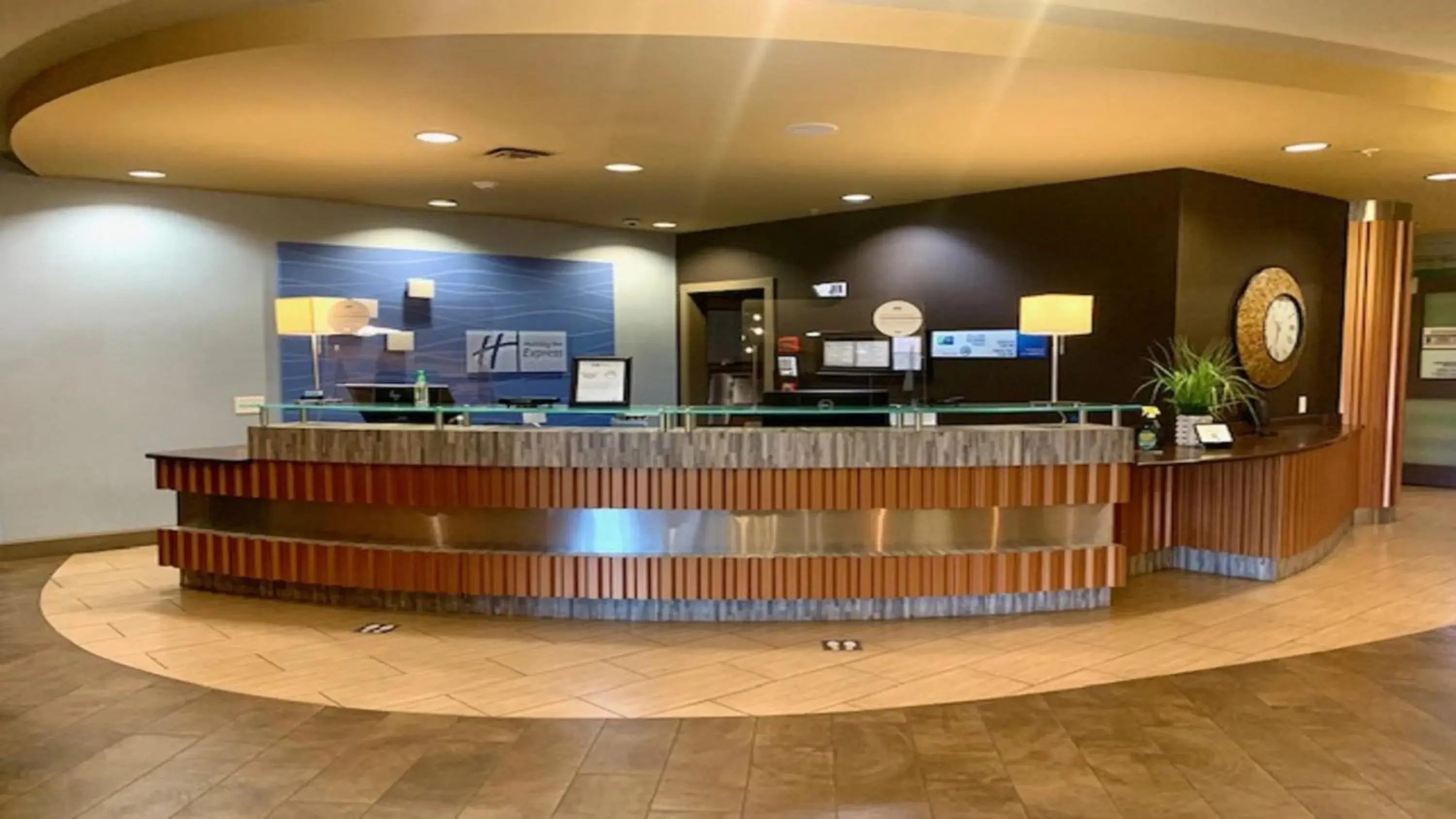 Property building in Holiday Inn Express & Suites Perry-National Fairground Area by IHG Property building in Holiday Inn Express & Suites Perry-National Fairground Area by IHG