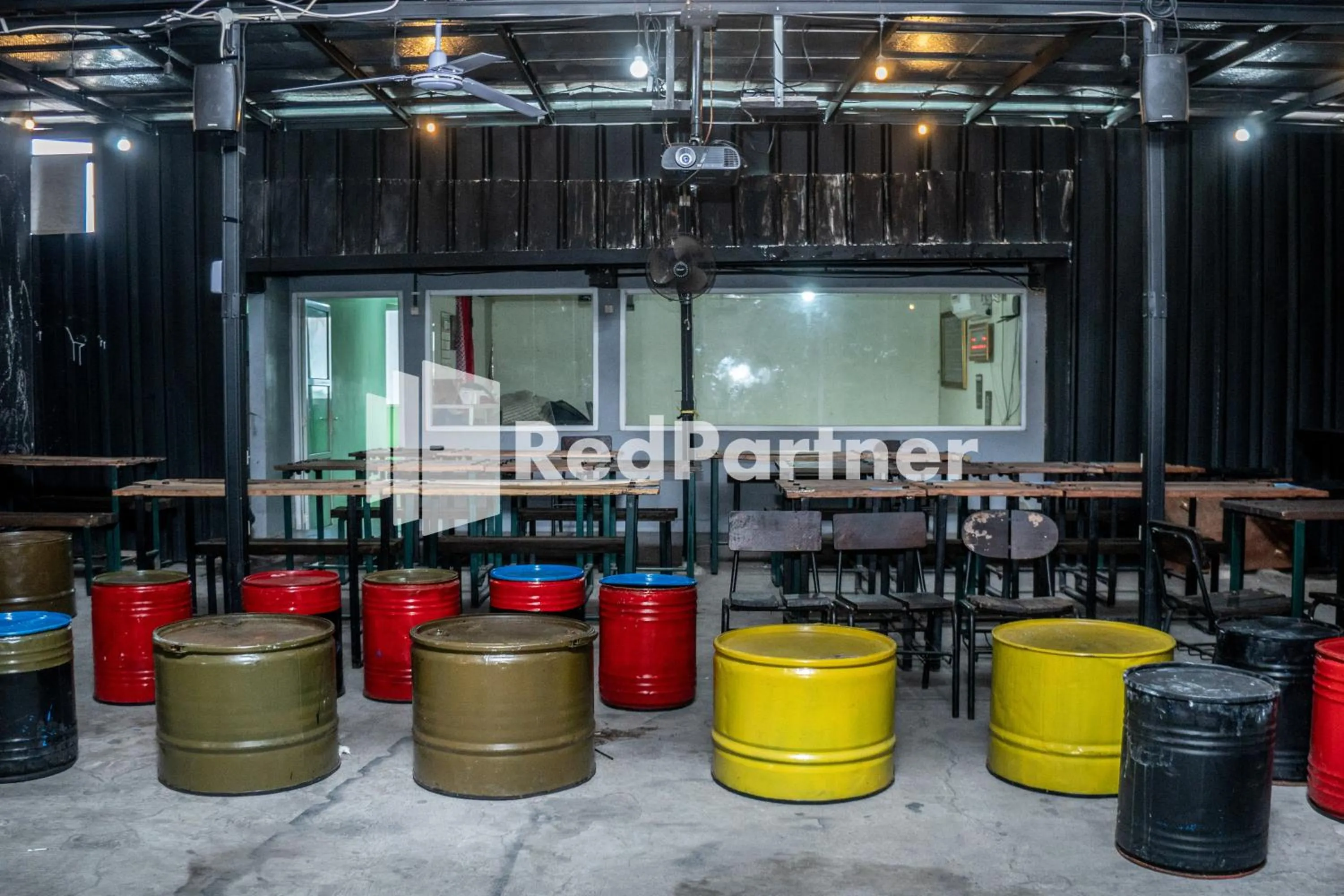 Jabrix Hotel Mitra RedDoorz