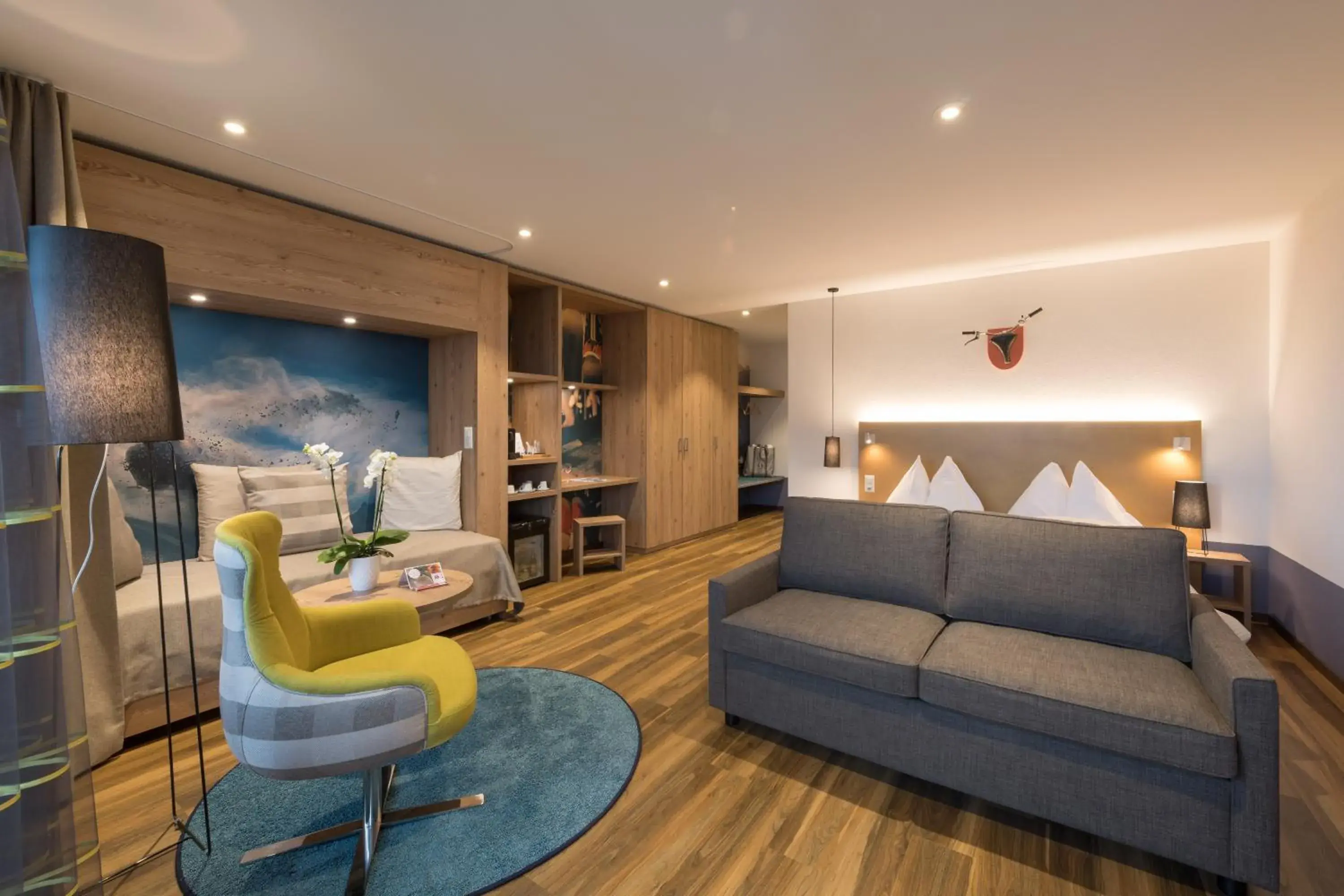 Photo of the whole room in Sunstar Hotel Arosa Photo of the whole room in Sunstar Hotel Arosa