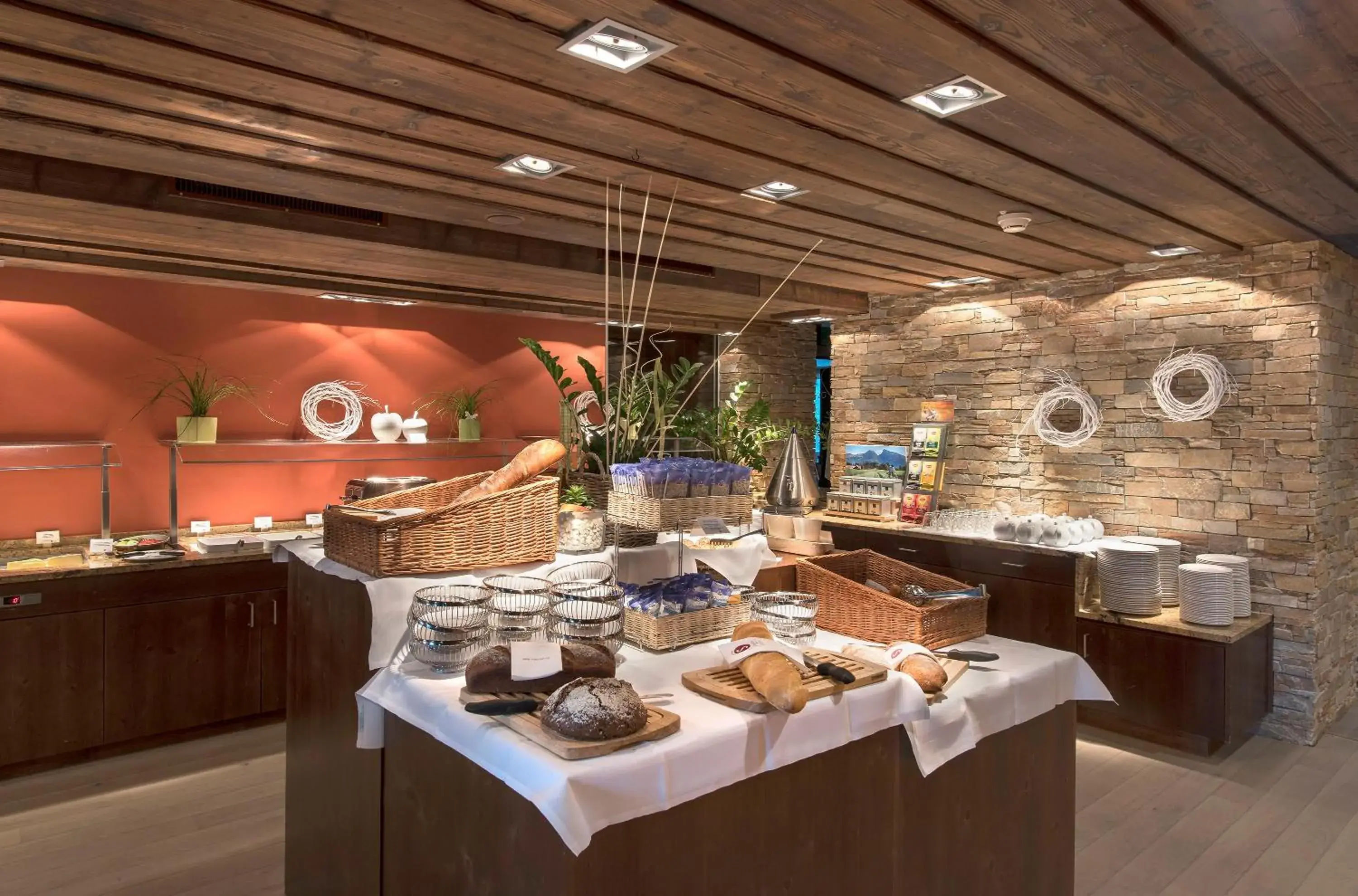 Restaurant/places to eat in Sunstar Hotel Arosa Restaurant/places to eat in Sunstar Hotel Arosa