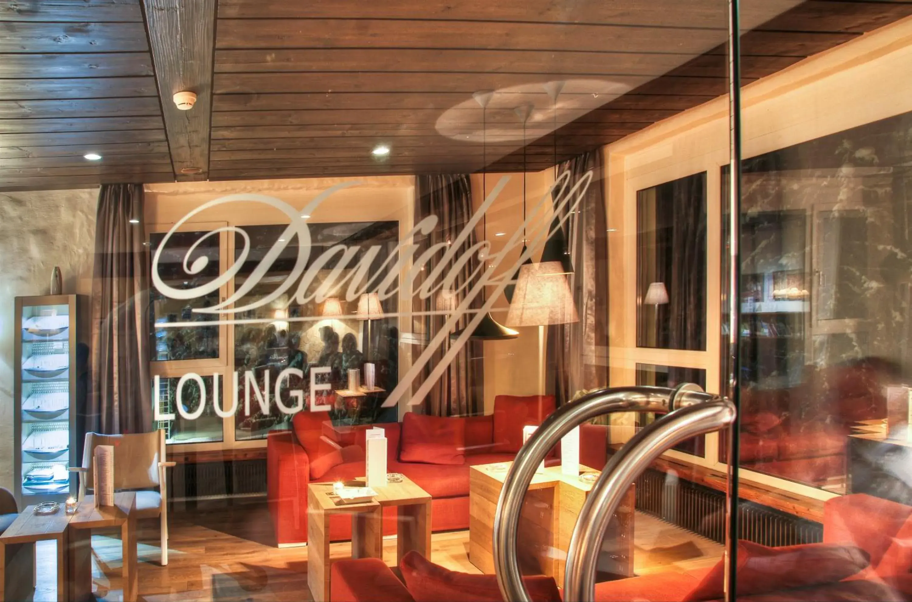 Lounge or bar in Sunstar Hotel Arosa Lounge or bar in Sunstar Hotel Arosa