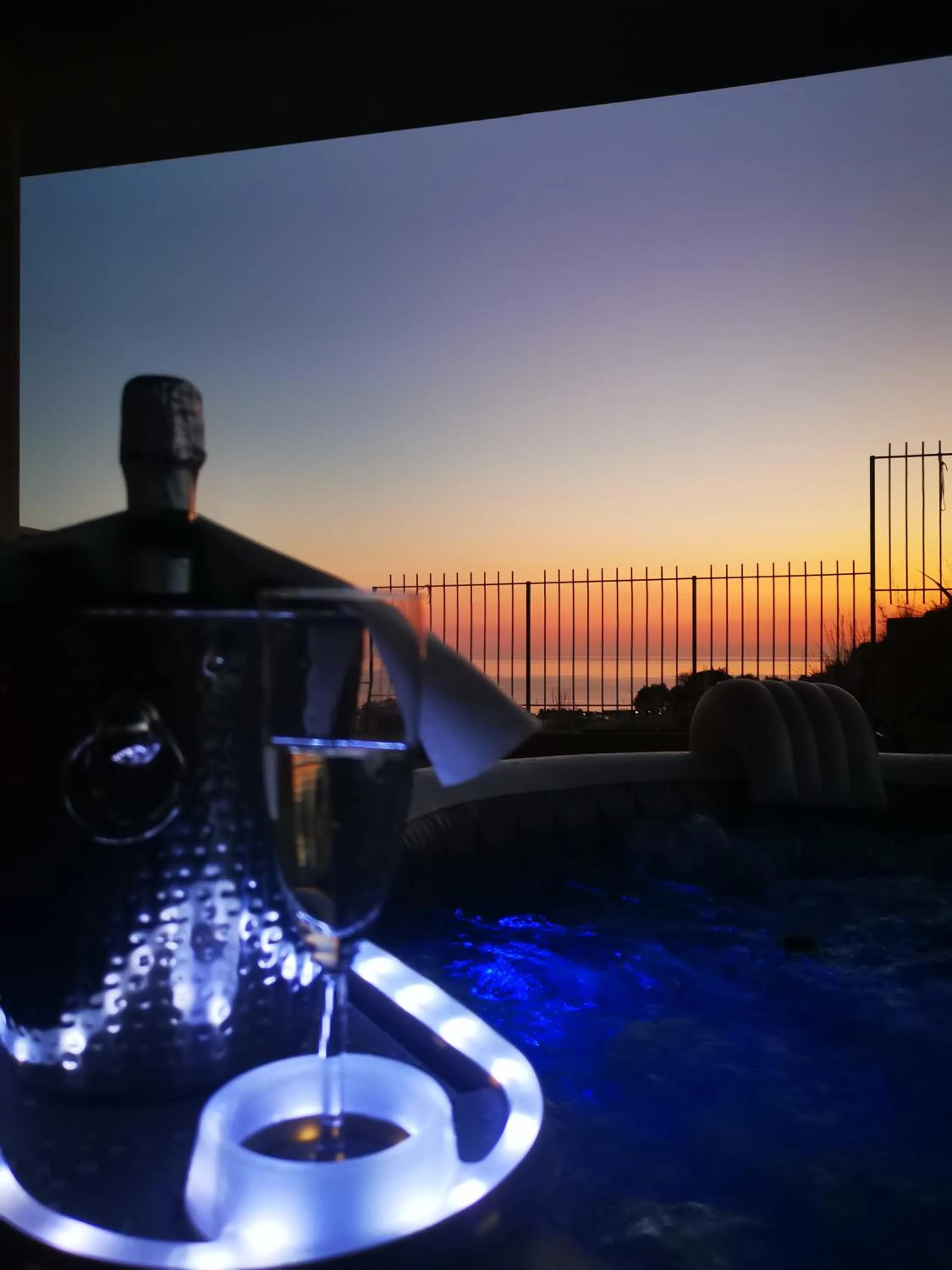 Hot Tub in La Dolce Dimora