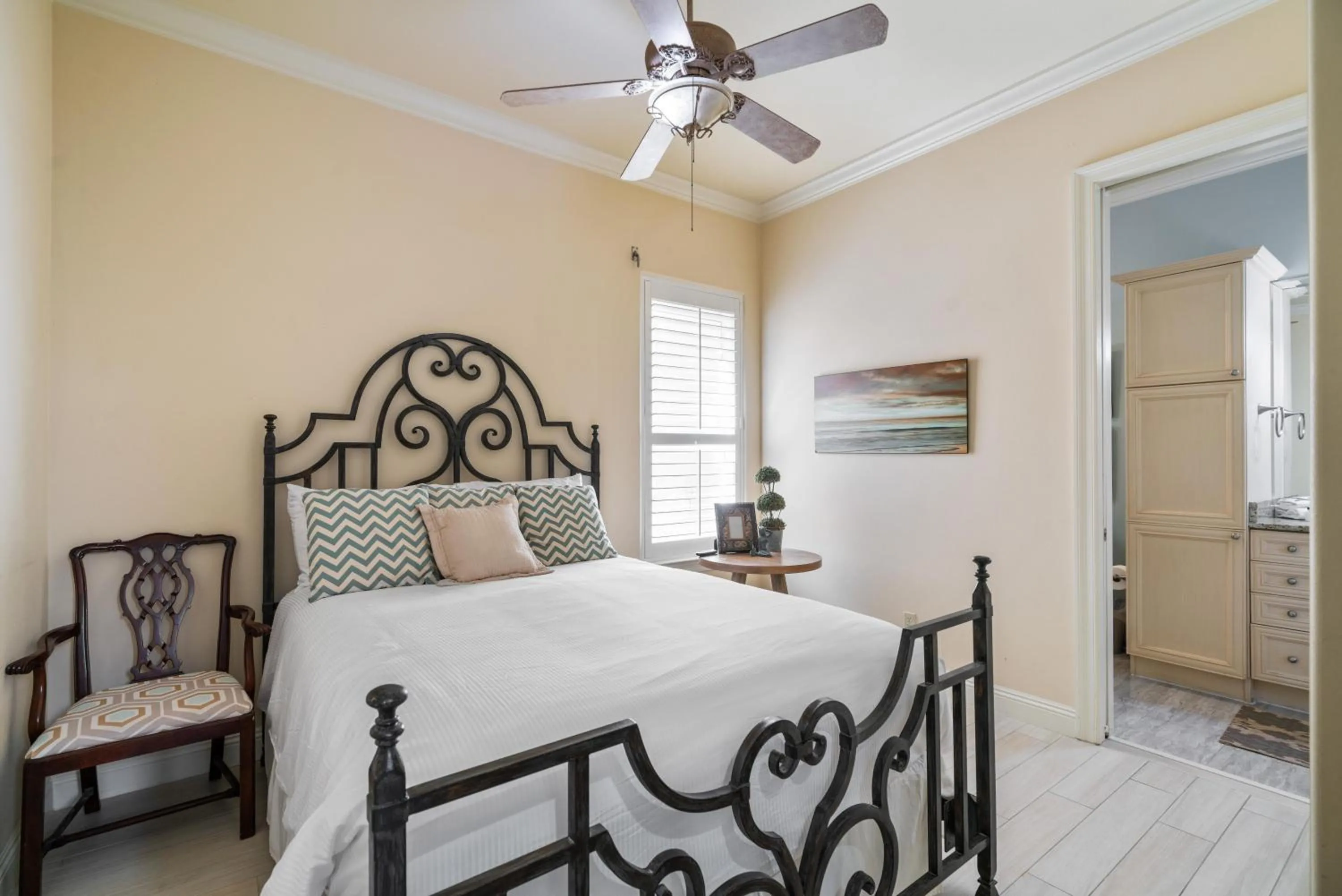 Bed in Destiny by the Sea