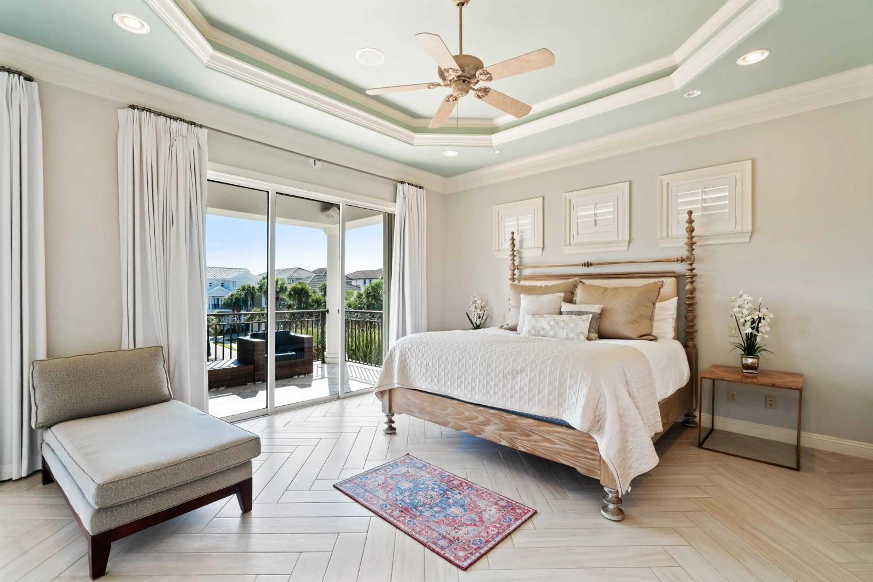 Bed in Destiny by the Sea