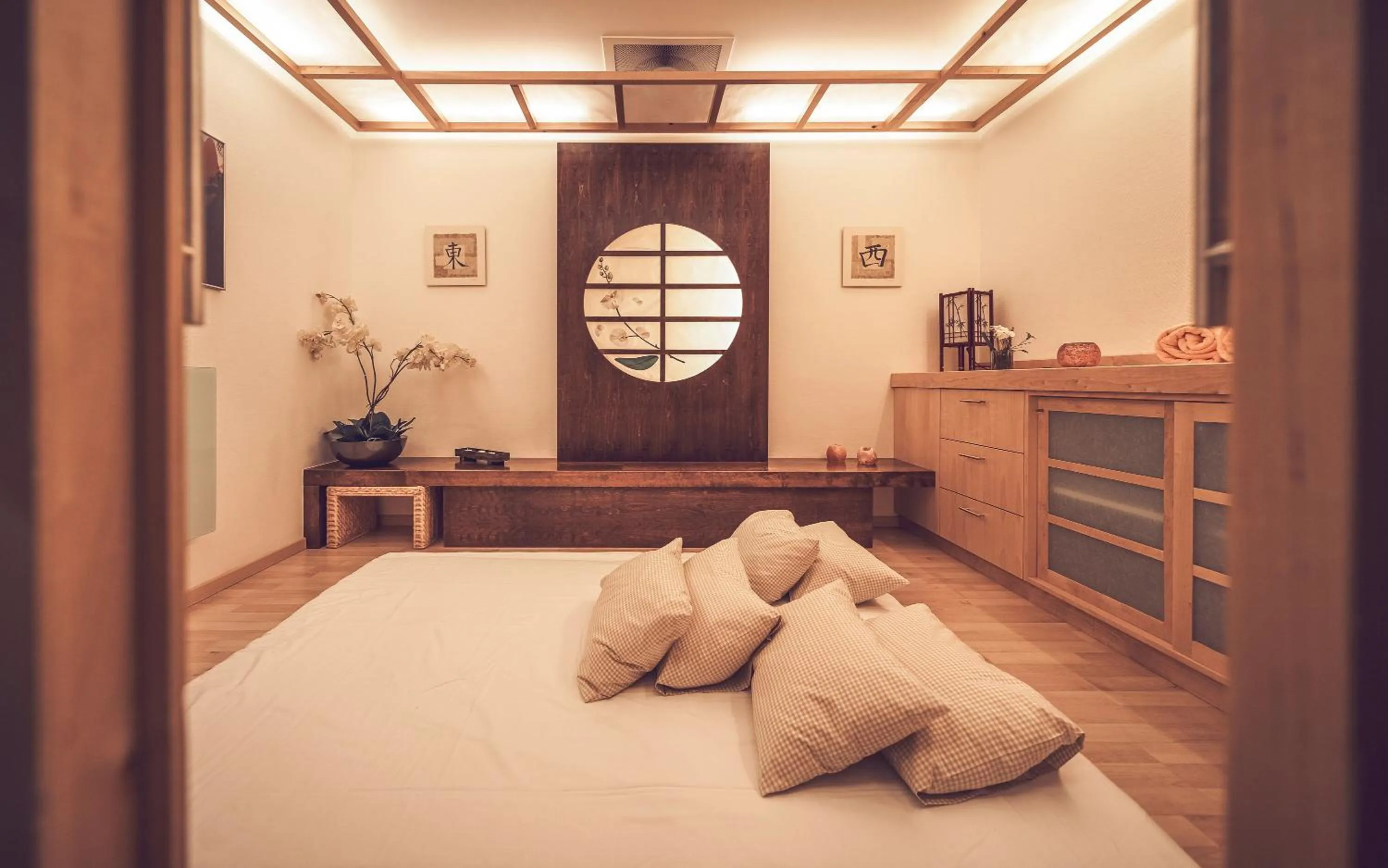 Spa and wellness centre/facilities, Bed in Mountain Plaza Hotel