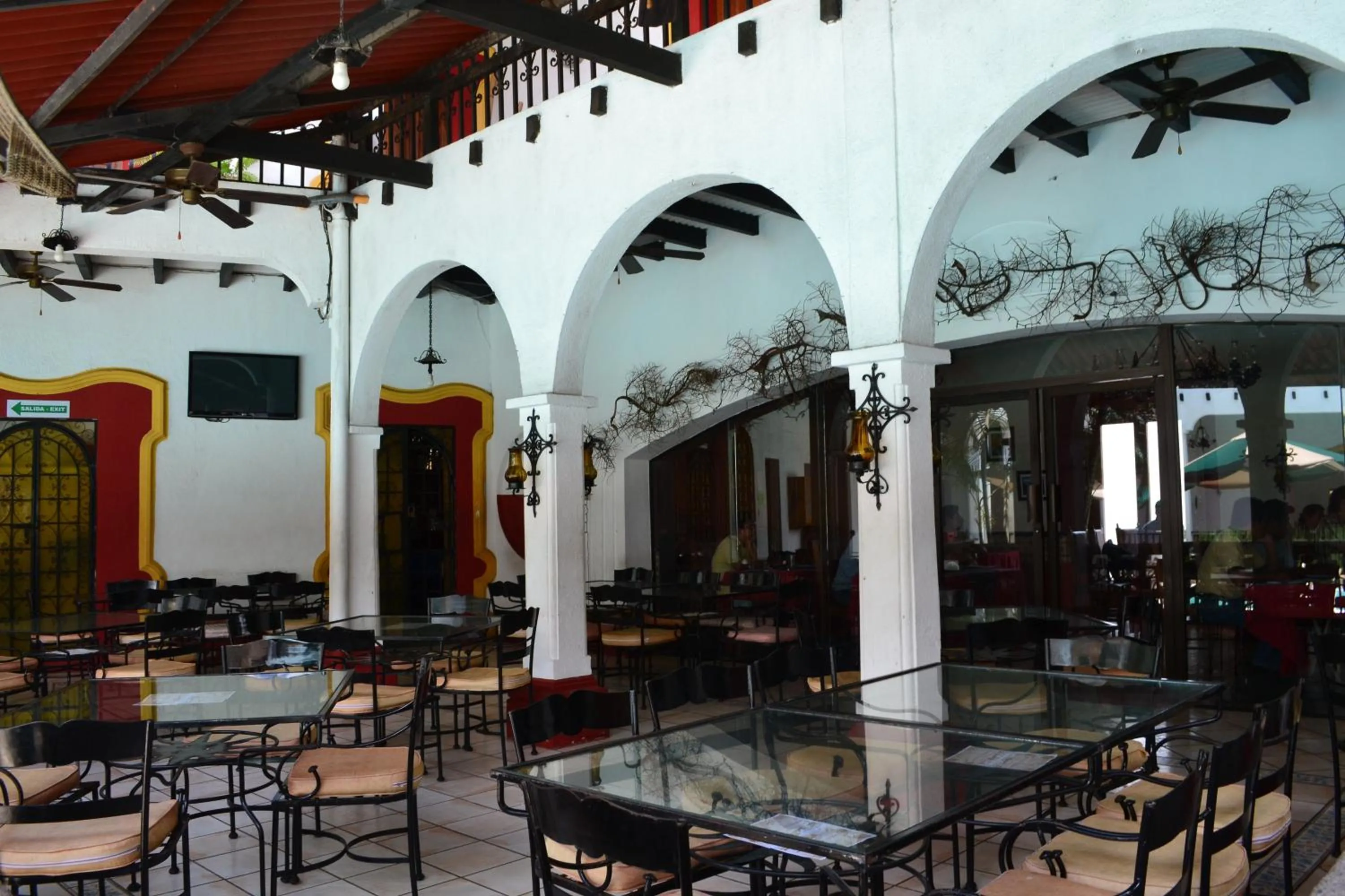 Restaurant/places to eat in Hotel Posada de Don José