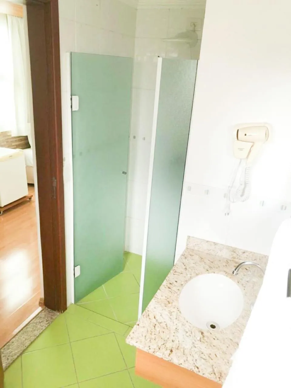 Bathroom in Millian Hotel