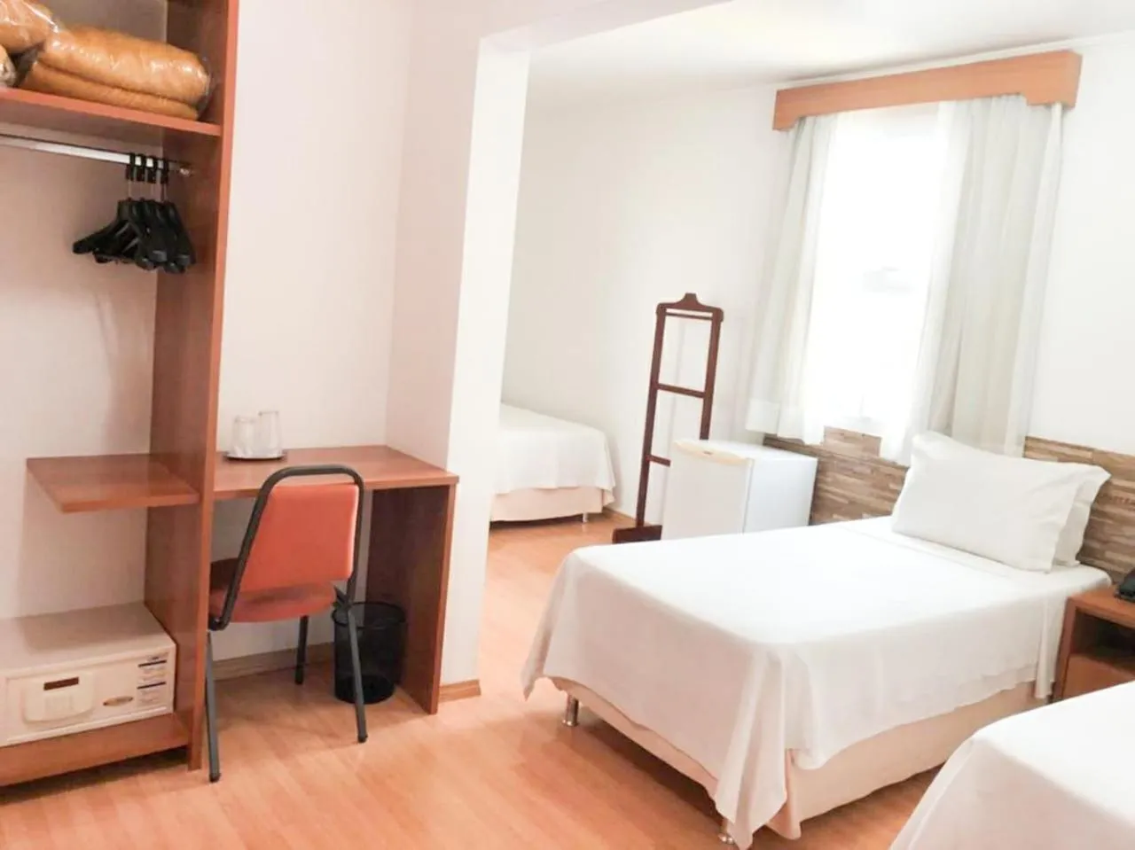 Photo of the whole room, Bed in Millian Hotel