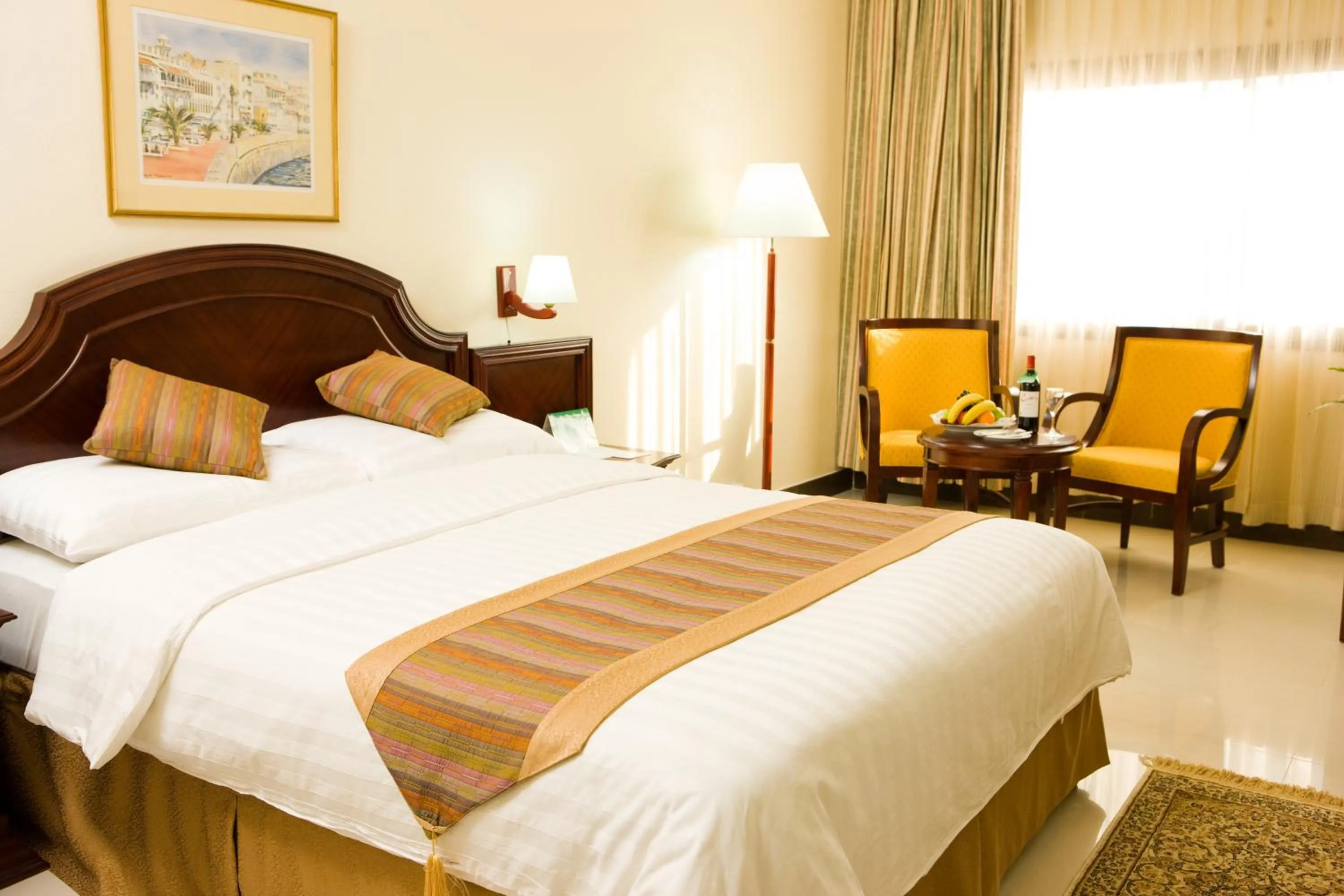 Bedroom, Bed in Hotel Muscat Holiday