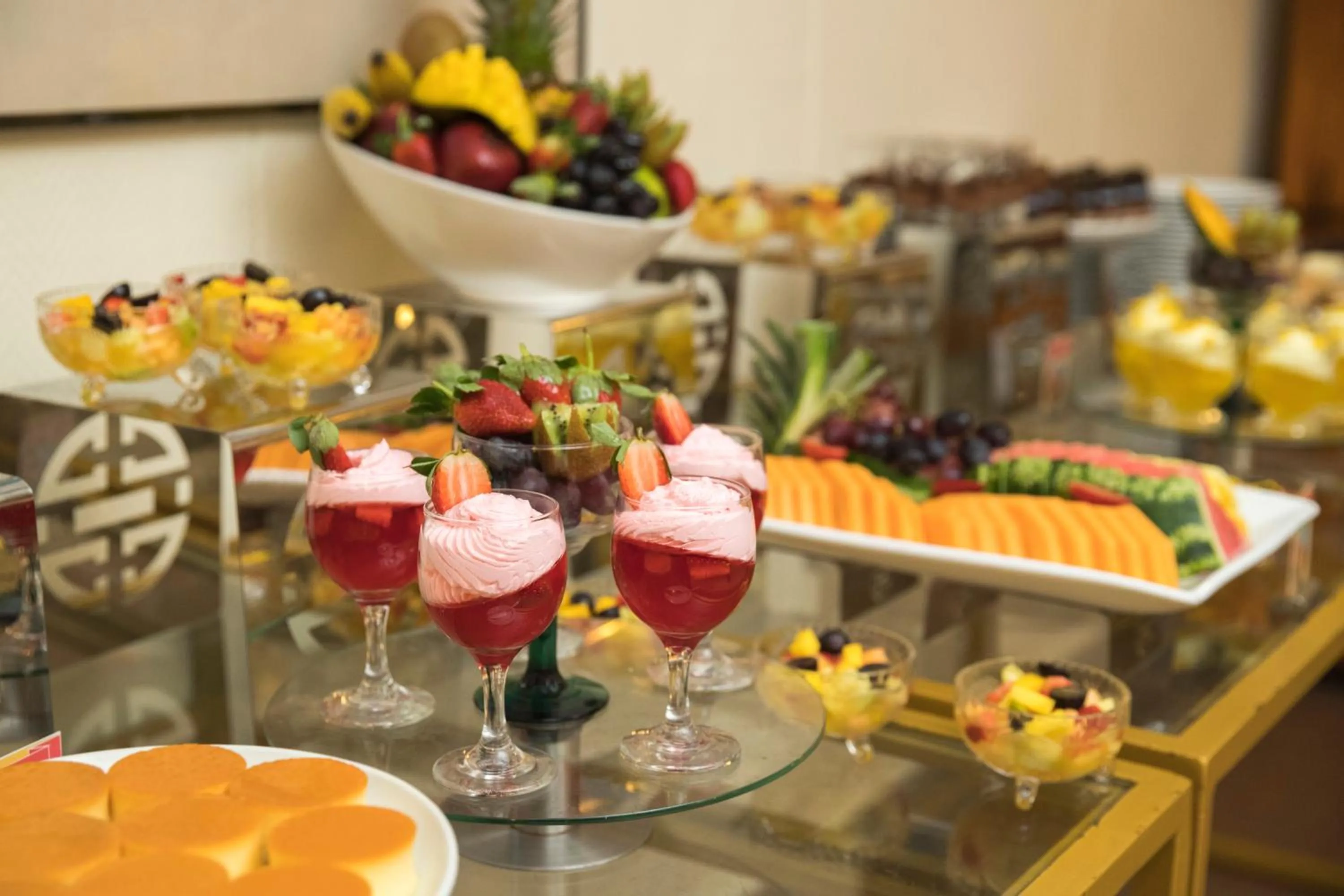 Restaurant/places to eat in Hotel Muscat Holiday