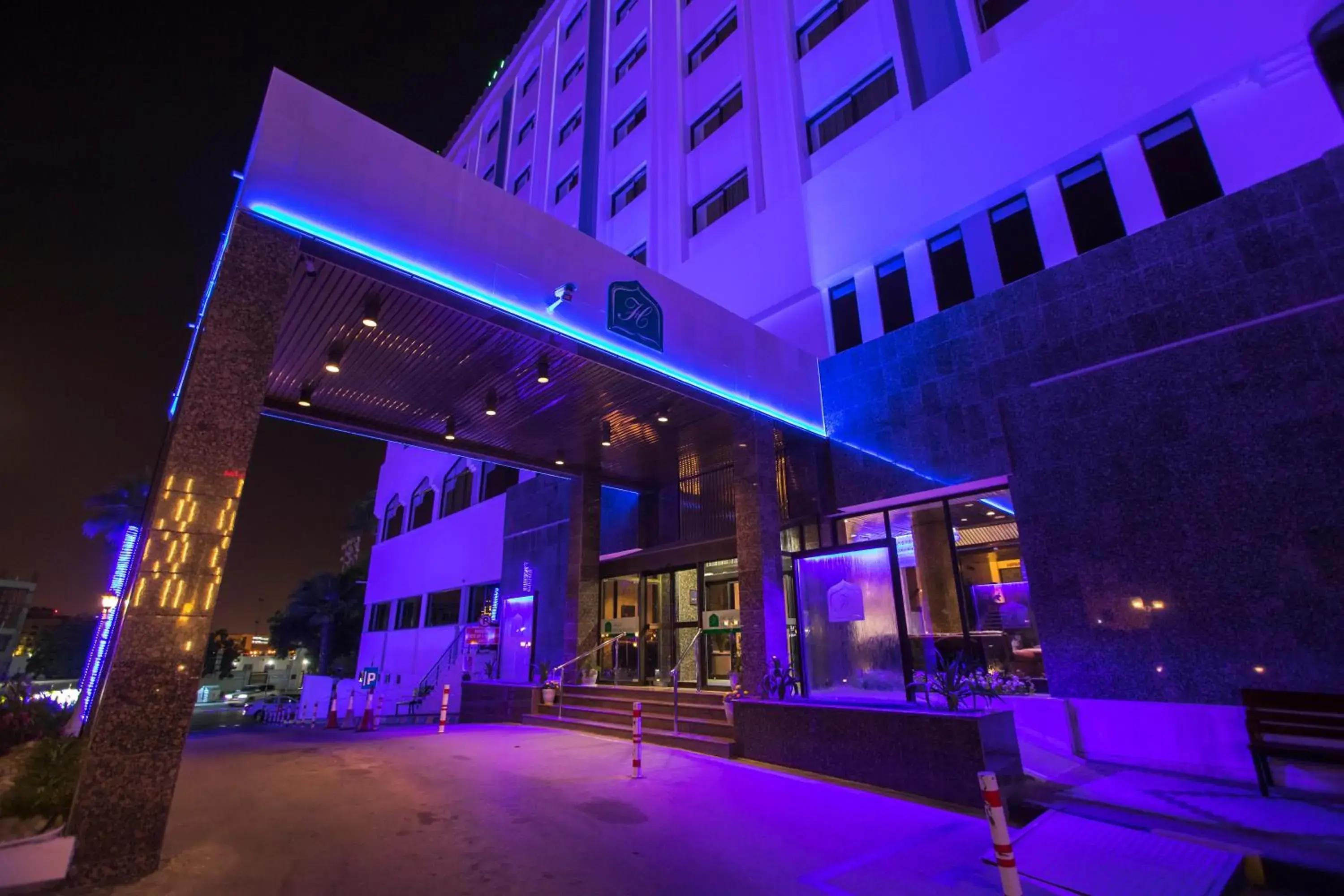 Facade/entrance in Hotel Muscat Holiday Facade/entrance in Hotel Muscat Holiday