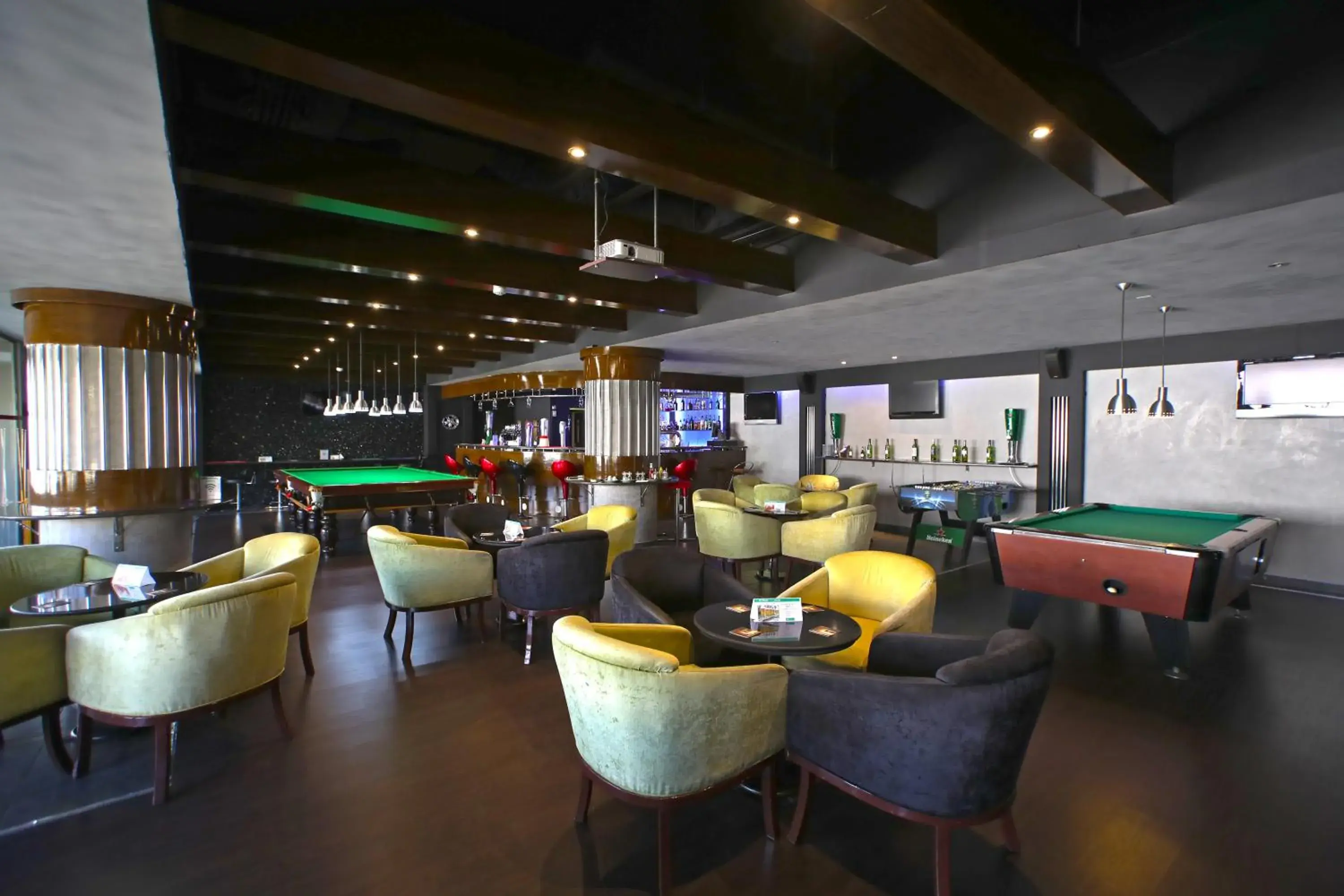 Restaurant/places to eat in Hotel Muscat Holiday Restaurant/places to eat in Hotel Muscat Holiday