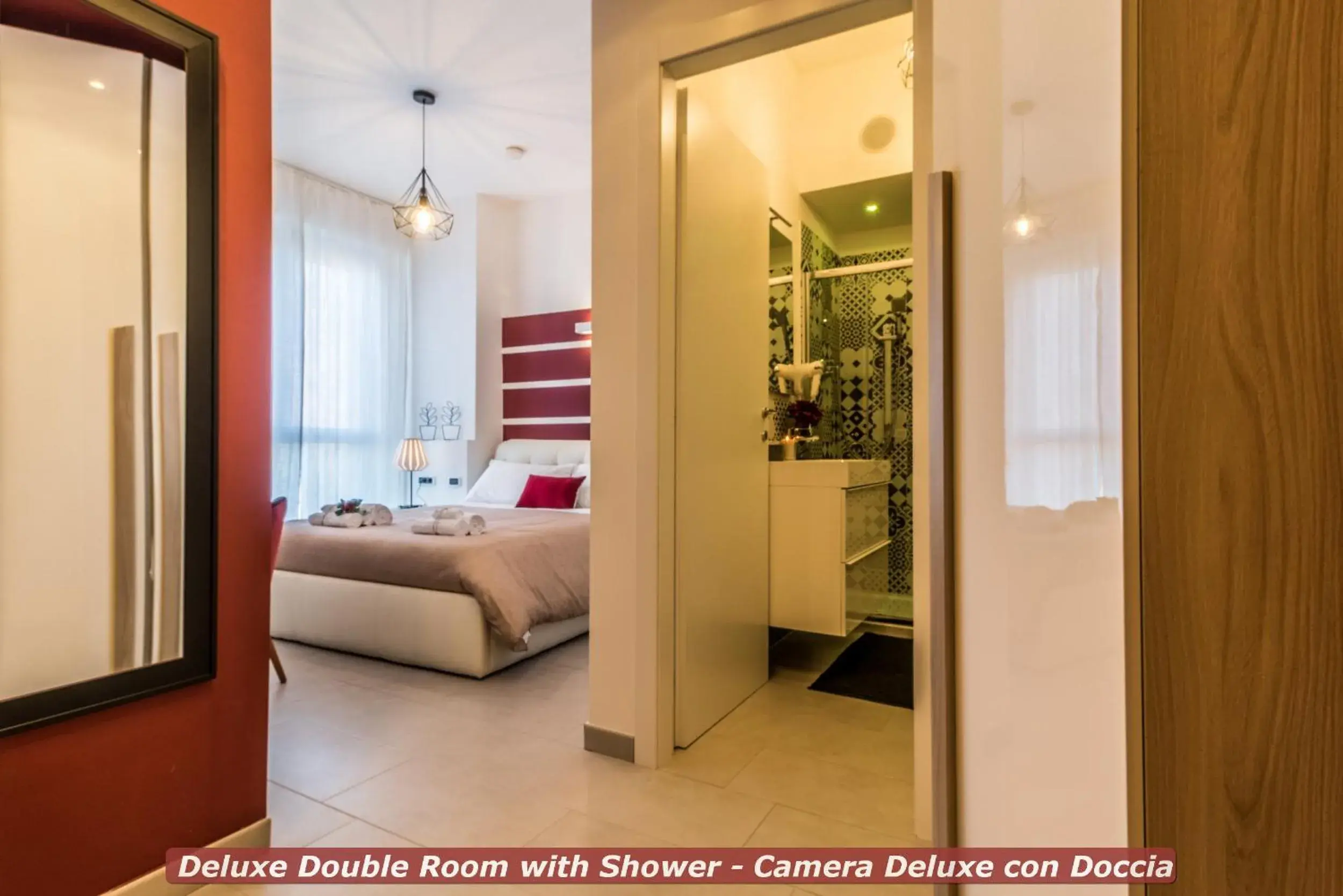 Deluxe Double Room with Shower in 4 Star Bologna Train Station - Self Check-In Deluxe Double Room with Shower in 4 Star Bologna Train Station - Self Check-In