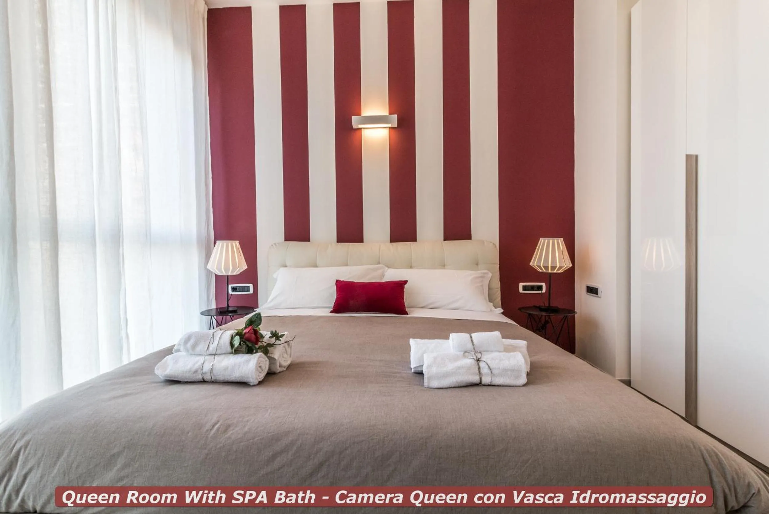 Bed in 4 Star Bologna Train Station - Self Check-In