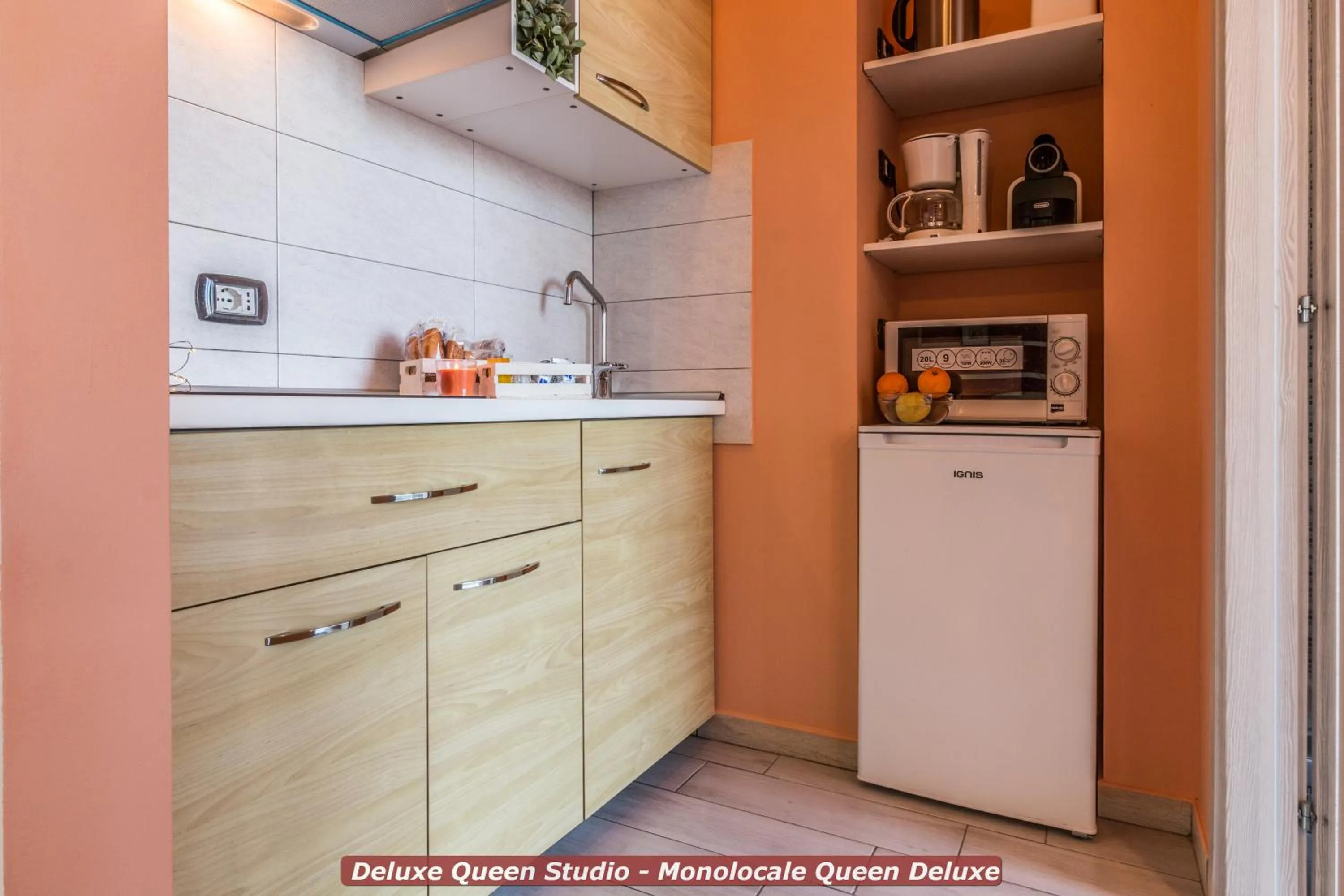 Kitchen or kitchenette in 4 Star Bologna Train Station - Self Check-In