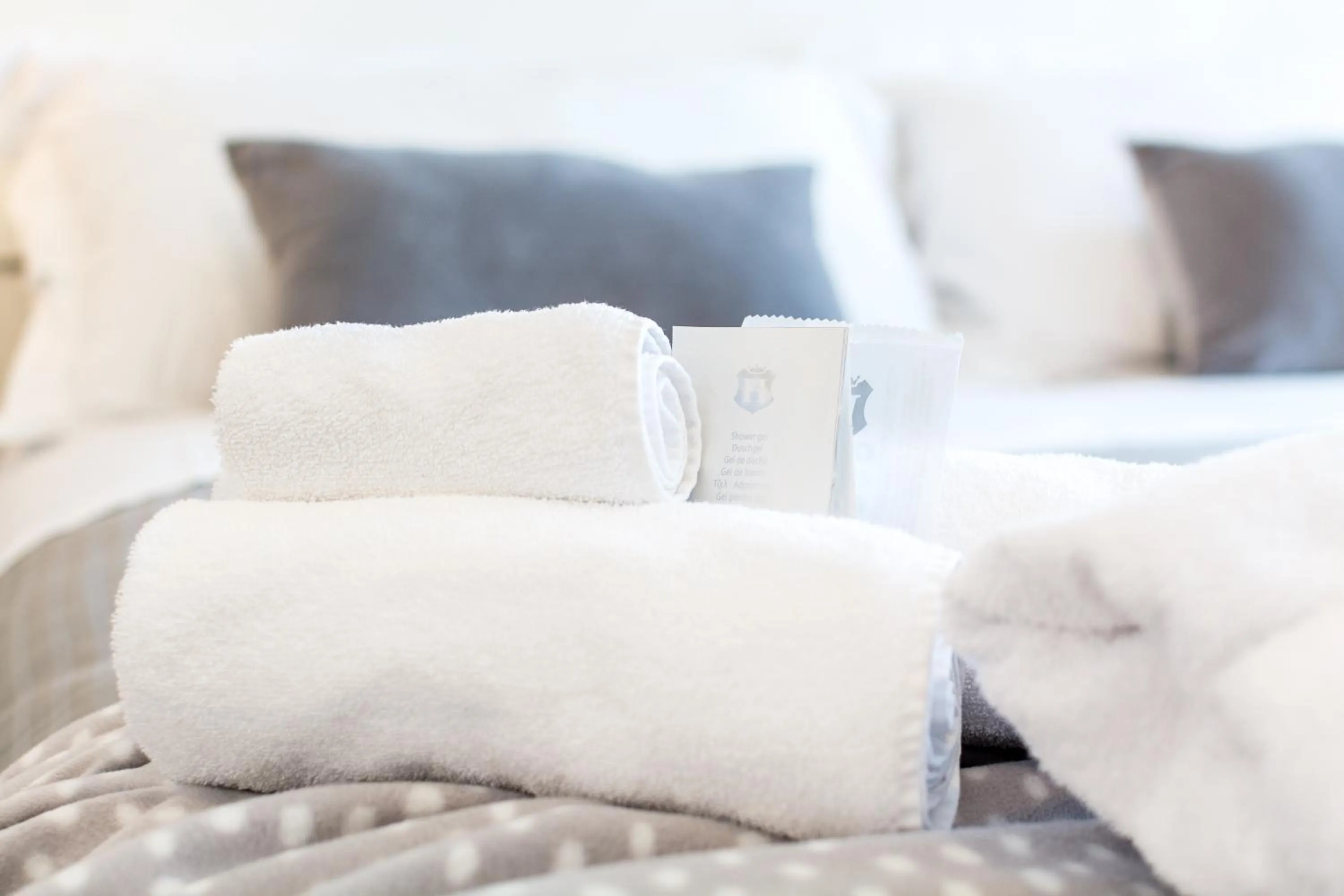 Bed in 4 Star Bologna Train Station - Self Check-In