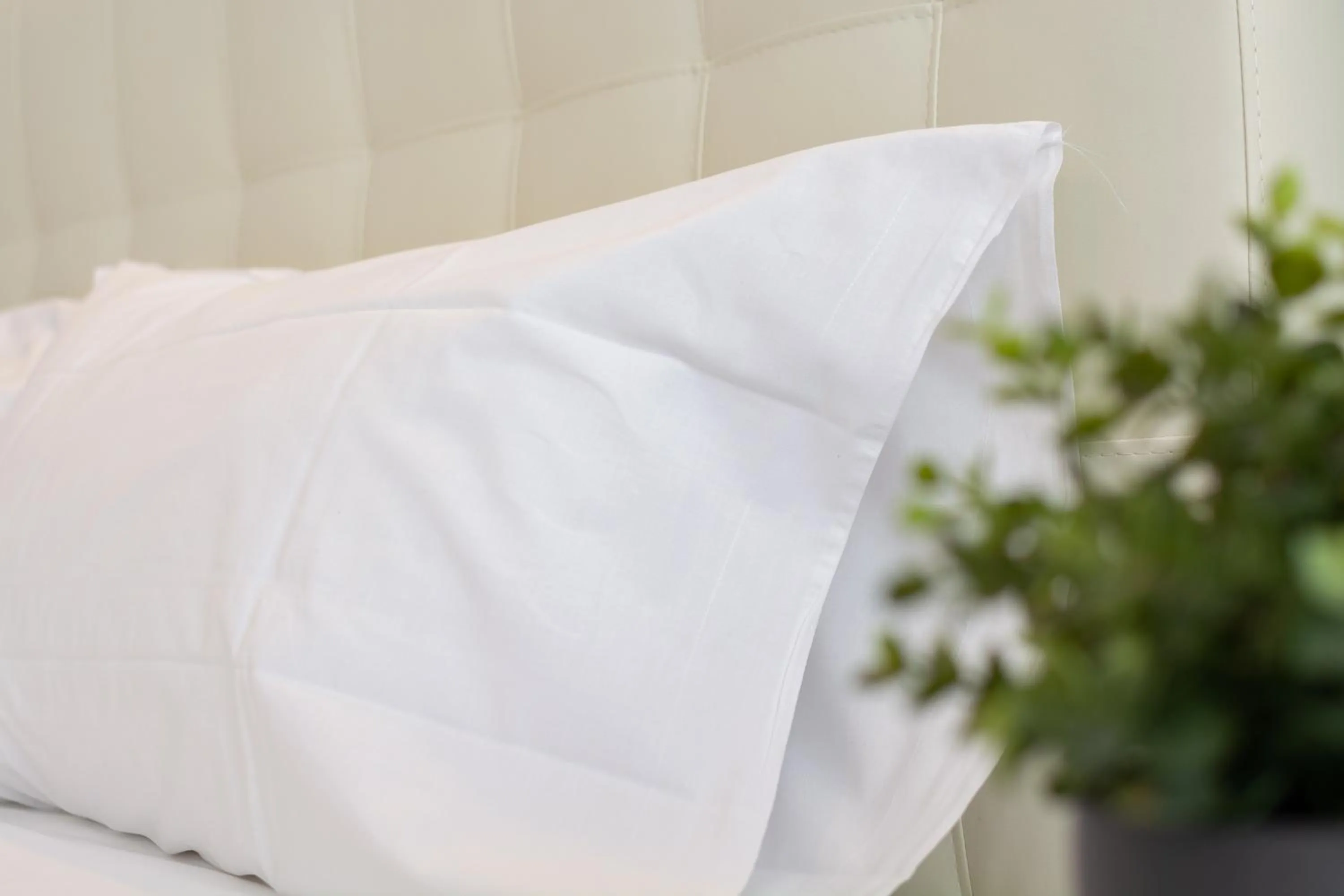 Decorative detail, Bed in 4 Star Bologna Train Station - Self Check-In