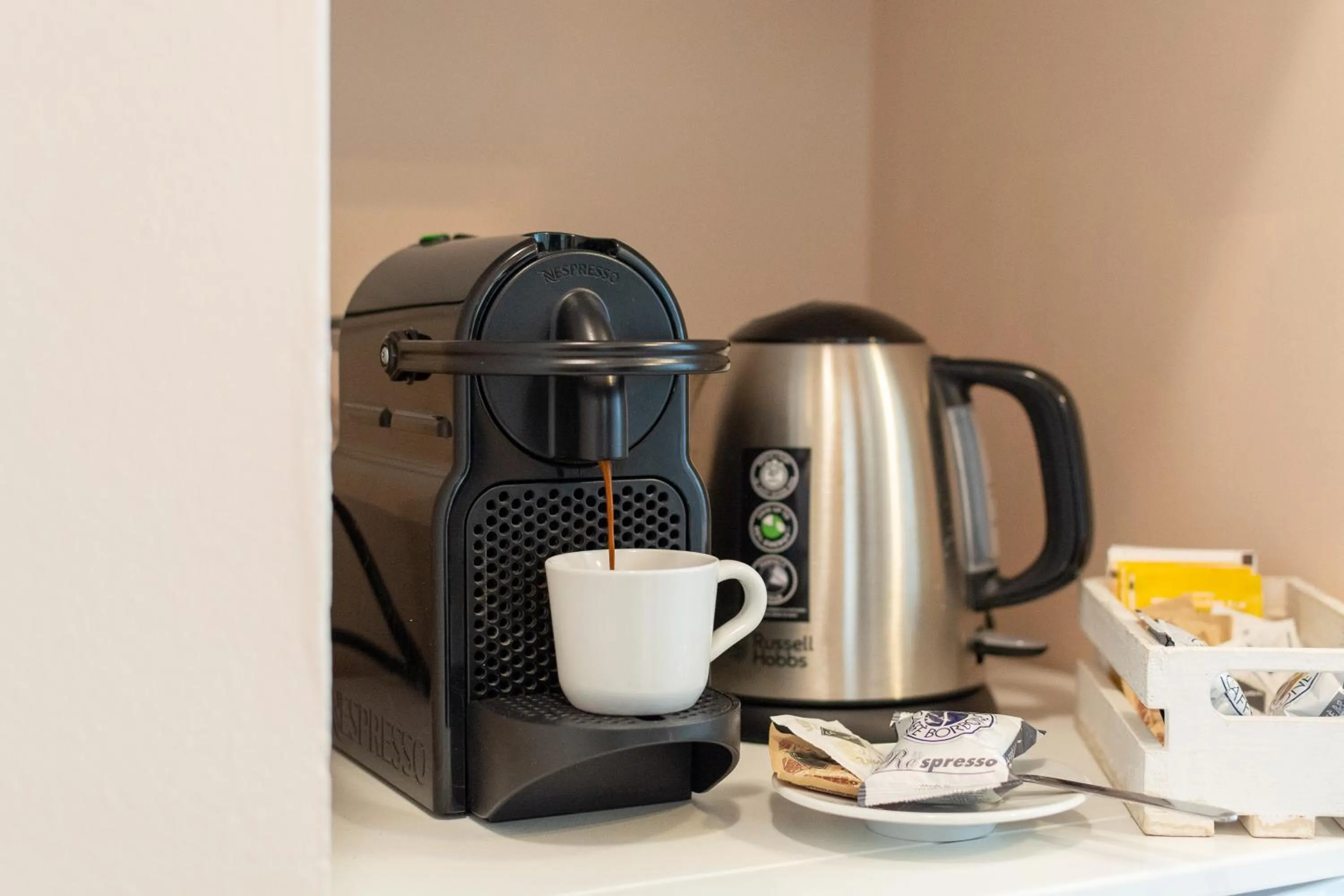 Coffee/tea facilities in 4 Star Bologna Train Station - Self Check-In