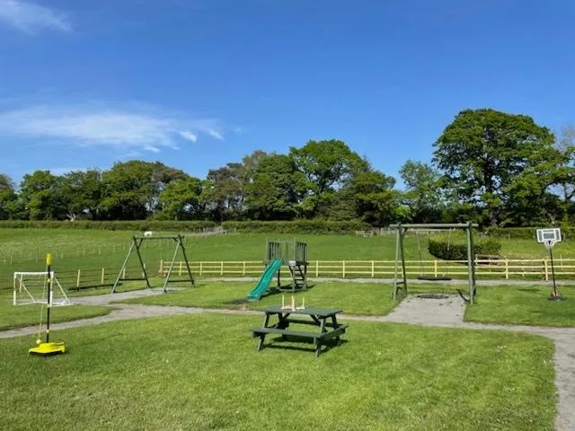 Wellsfield Farm Holiday Lodges