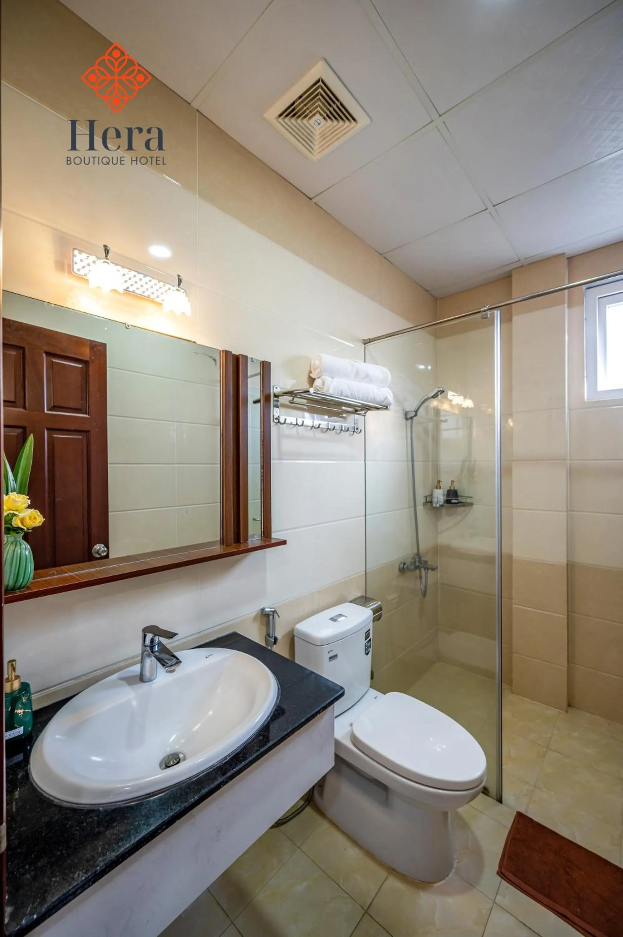 Shower in Hera Boutique Hotel