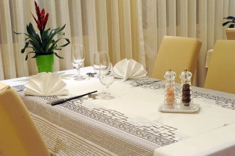 Restaurant/places to eat in Falken am Rotsee