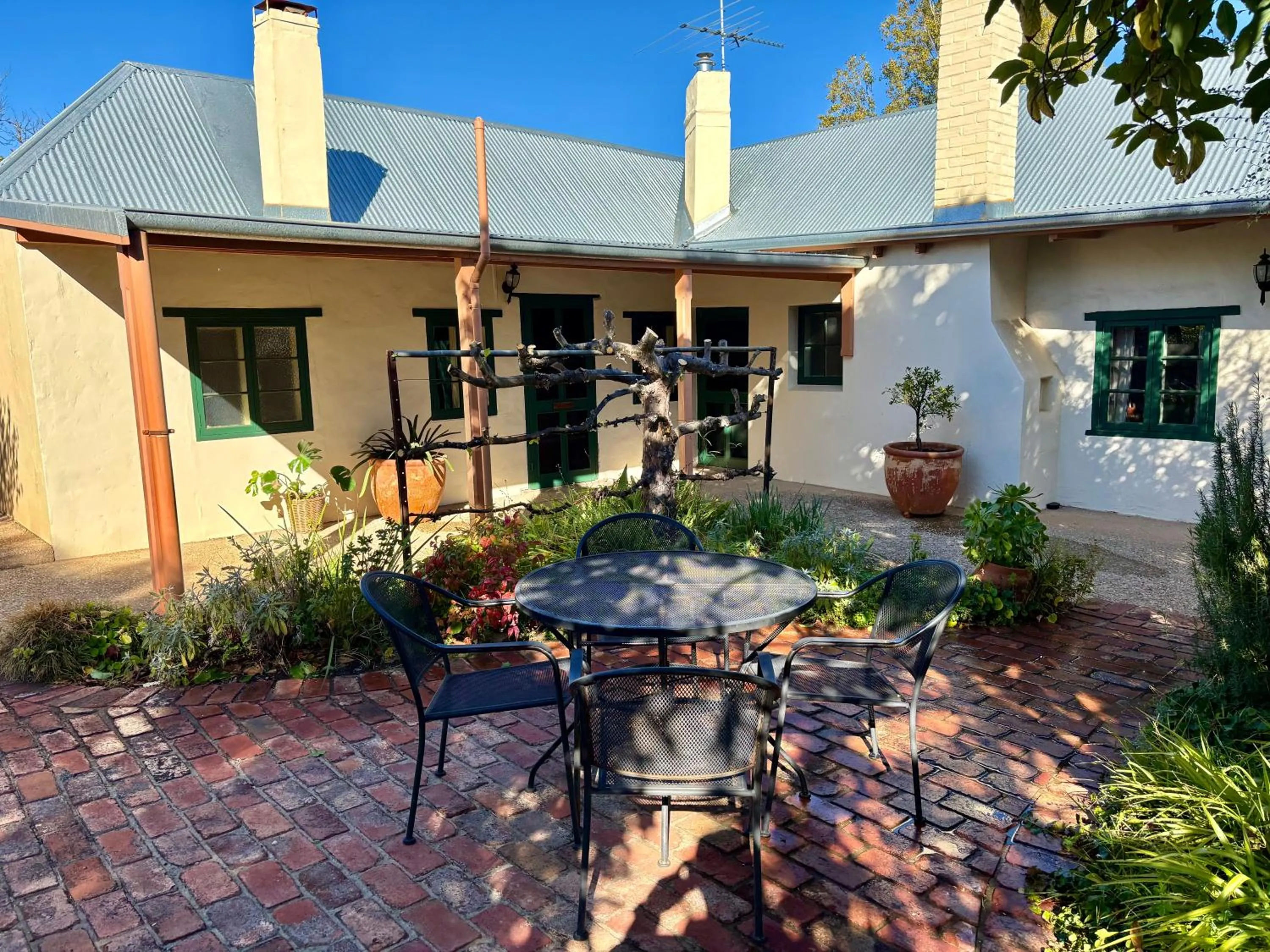 BBQ facilities in Goat Square House - Historic Row Cottages