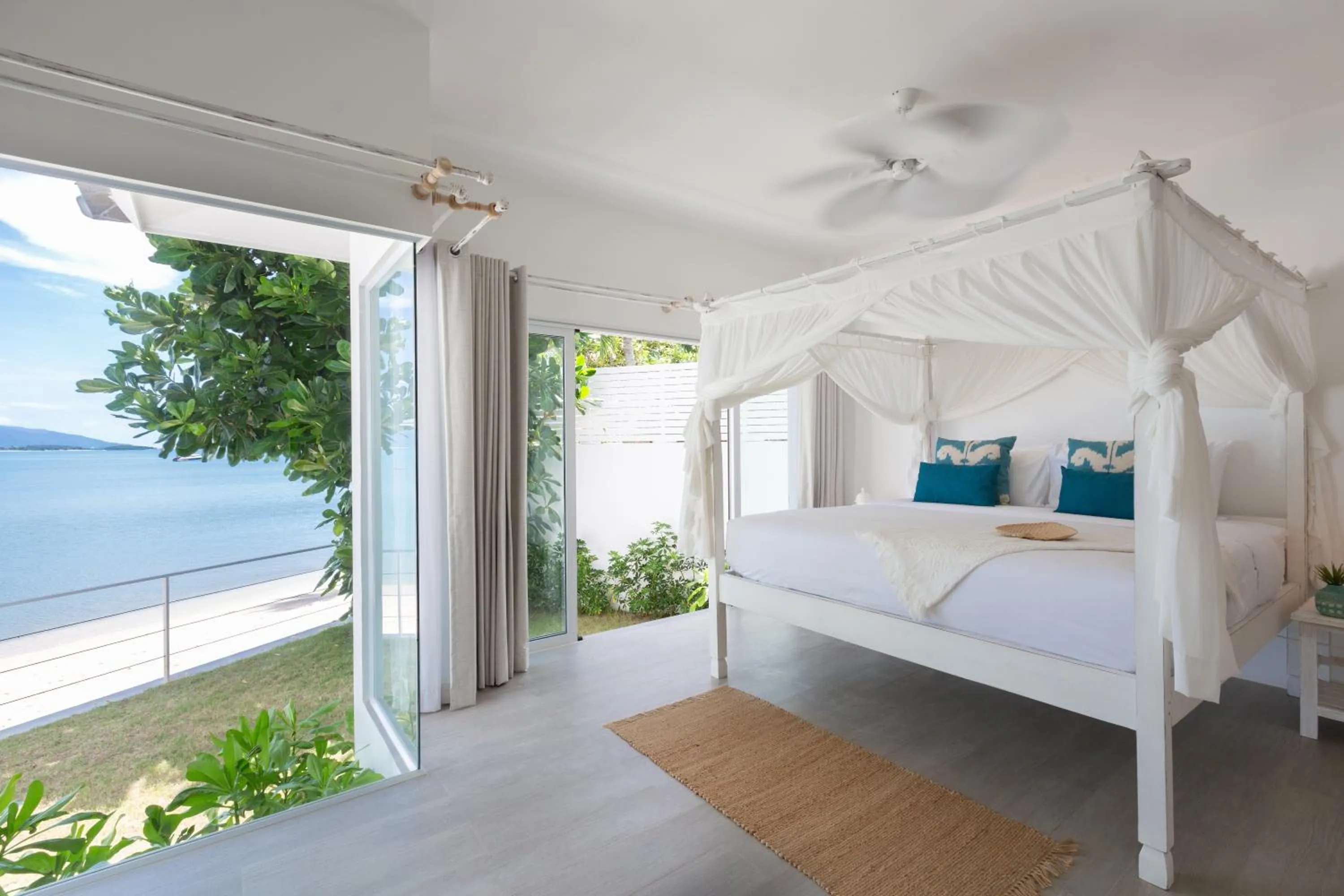 View (from property/room), Bed in Tembo Beach Club & Resort