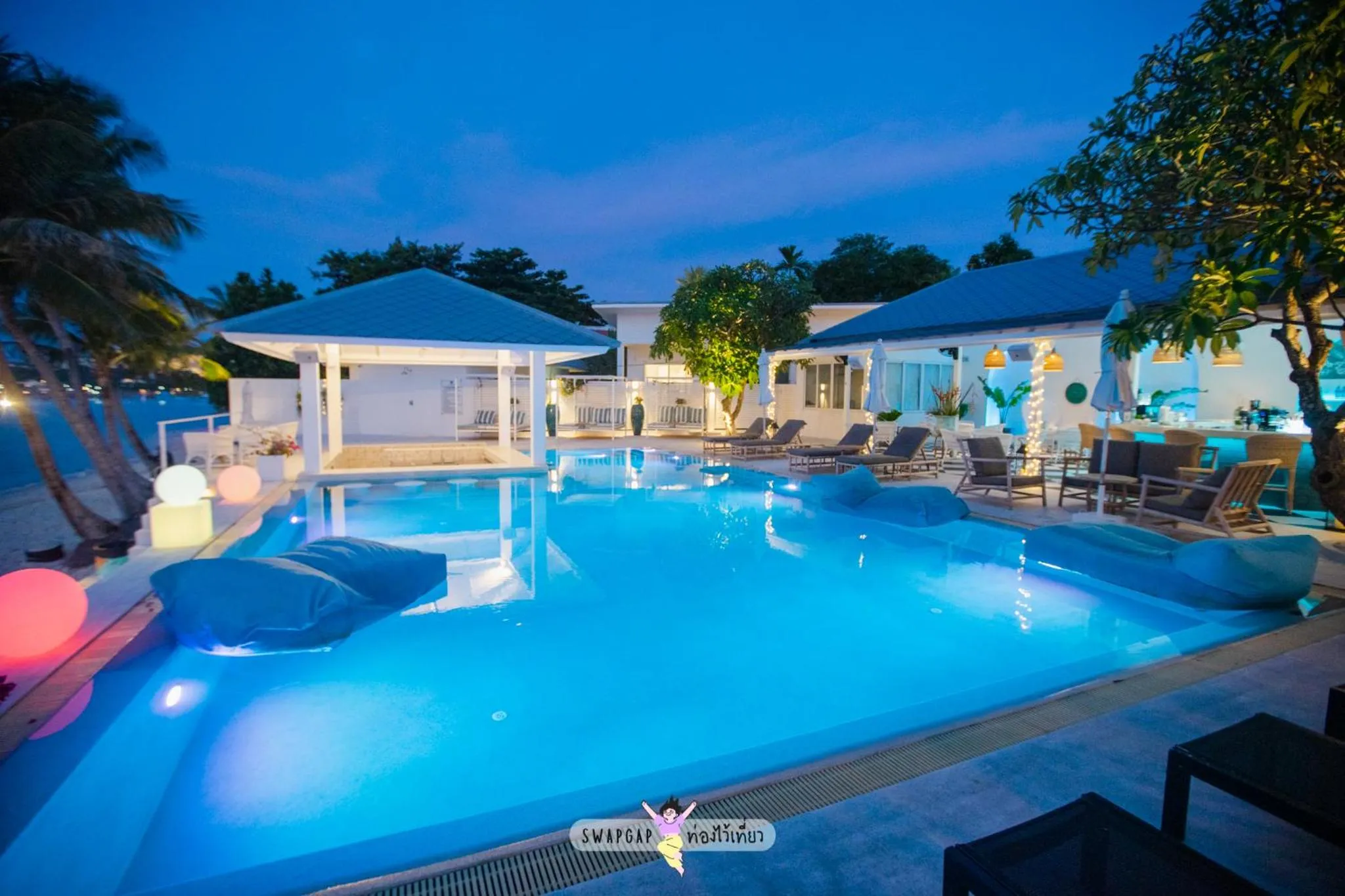 Swimming pool in Tembo Beach Club & Resort