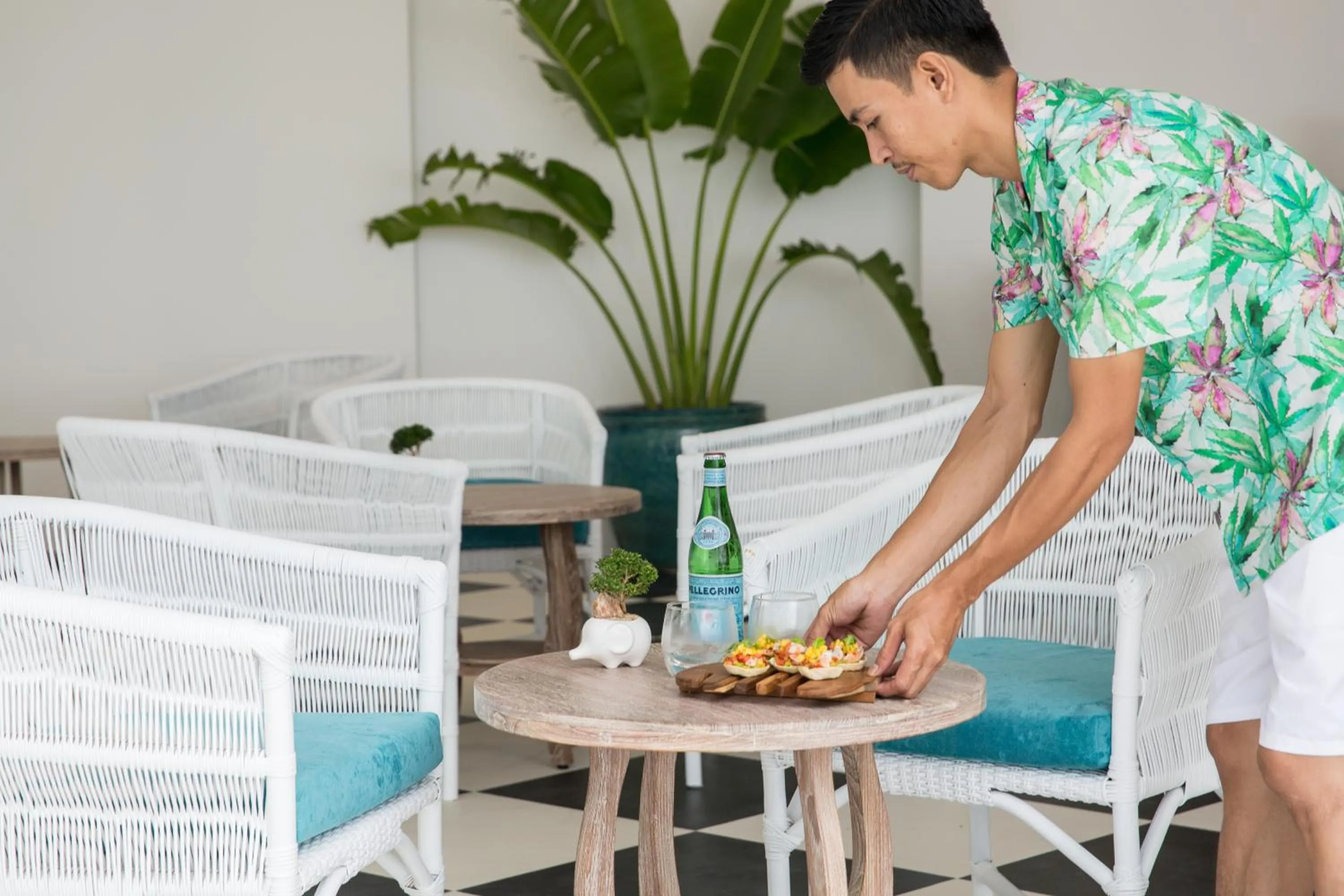 Lounge or bar in Tembo Beach Club & Resort